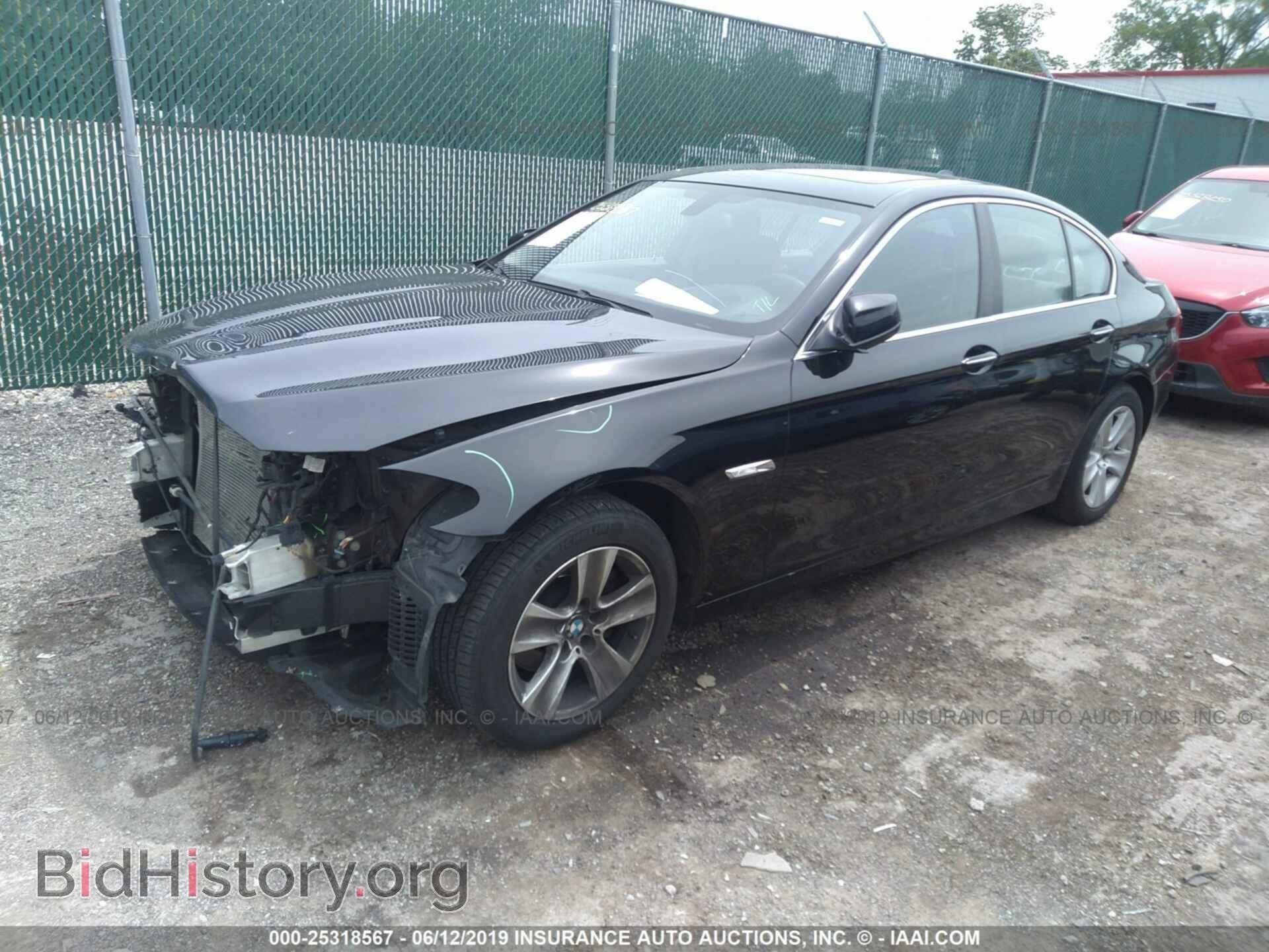 2013 BMW 528 - VIN: WBAXH5C50DDW12190 - Photo 2