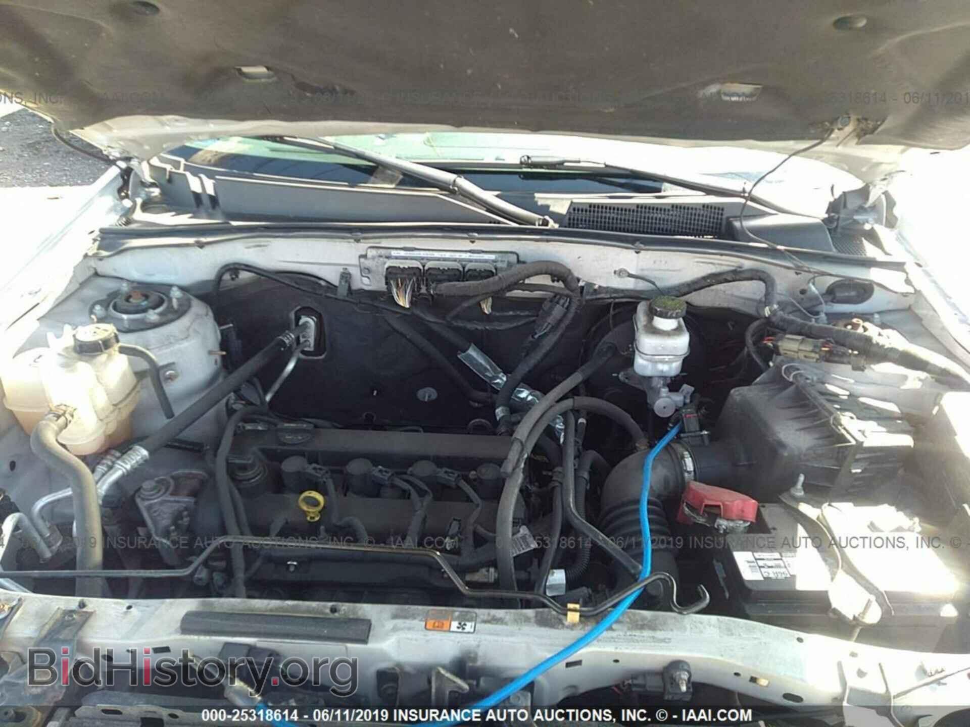 2011 FORD ESCAPE - VIN: 1FMCU0E79BKC61220 - Фото 10