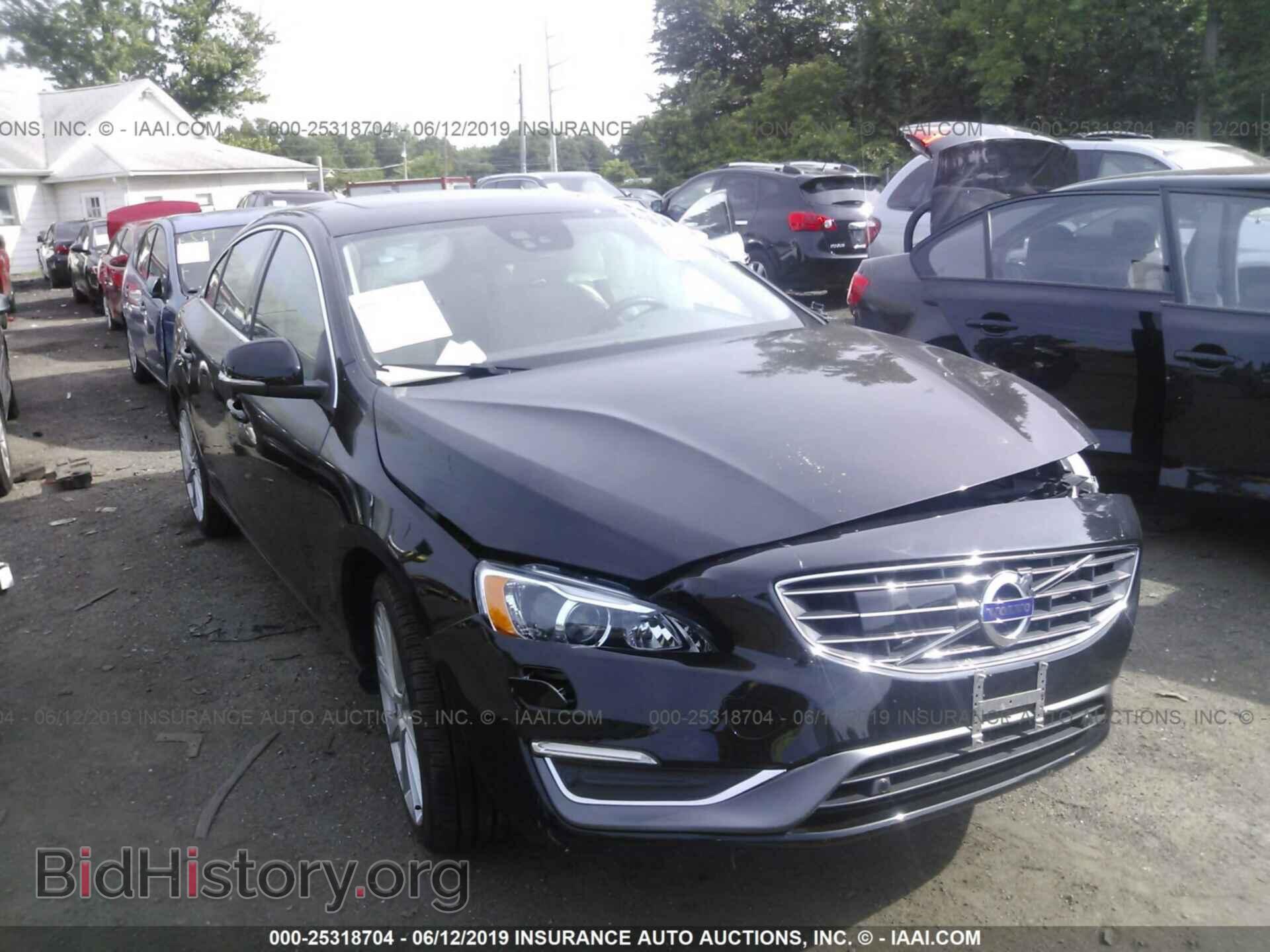 Photo LYV402HM0HB150189 - VOLVO S60 2017