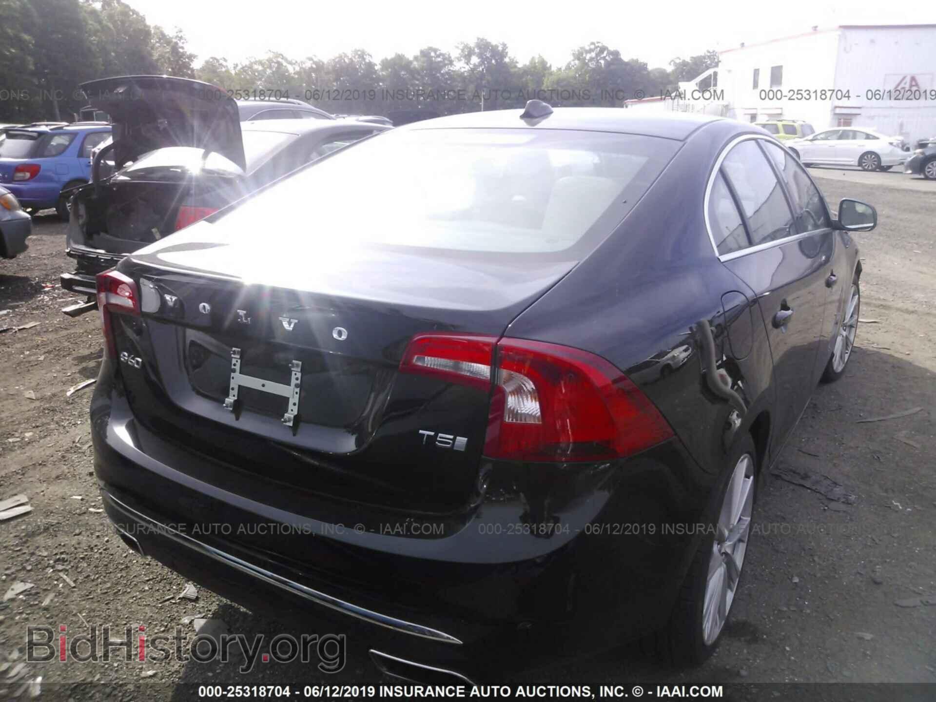 2017 VOLVO S60 - VIN: LYV402HM0HB150189 - Фото 4