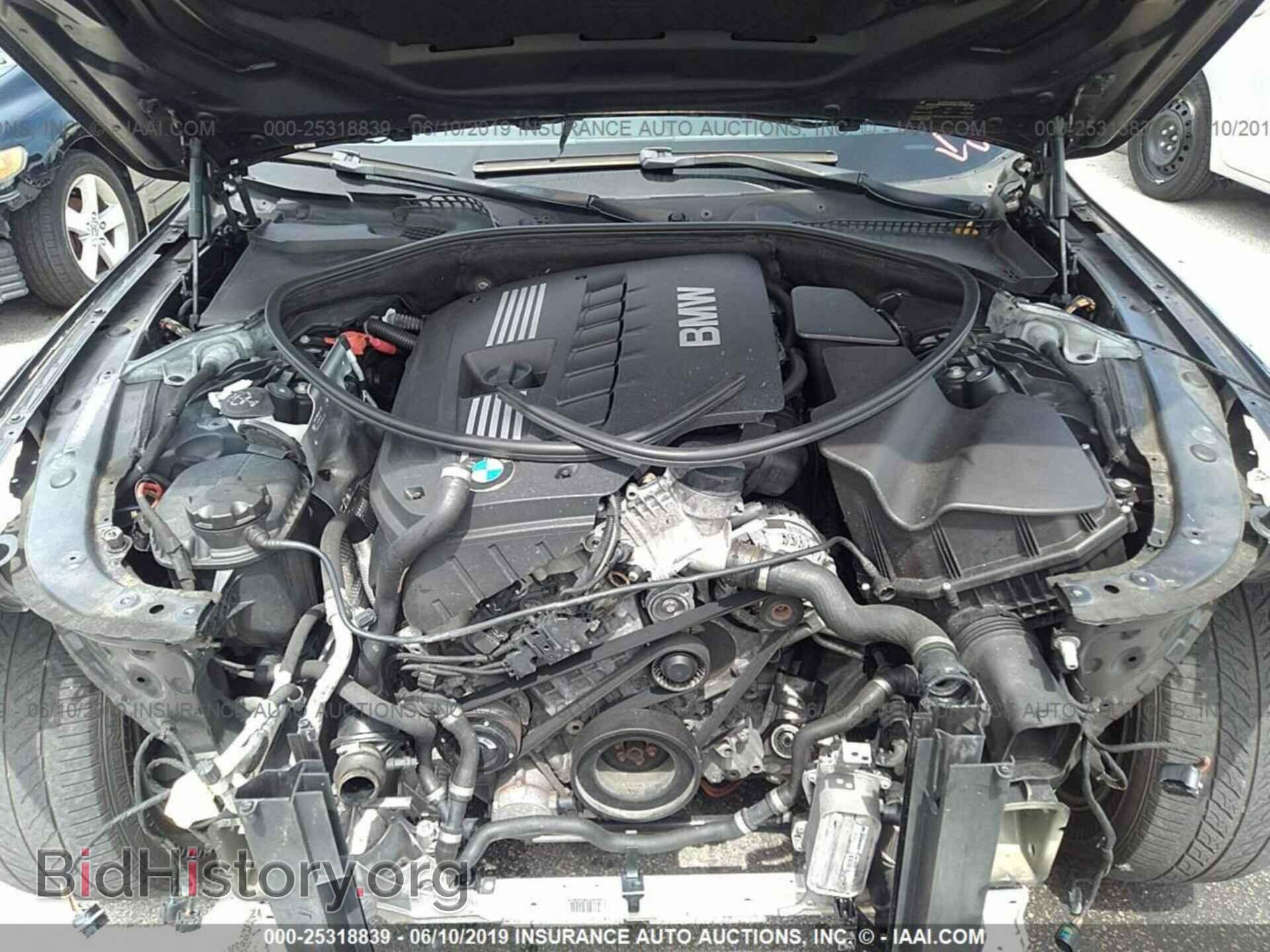 2011 BMW 528 - VIN: WBAFR1C50BC743463 - Фото 10