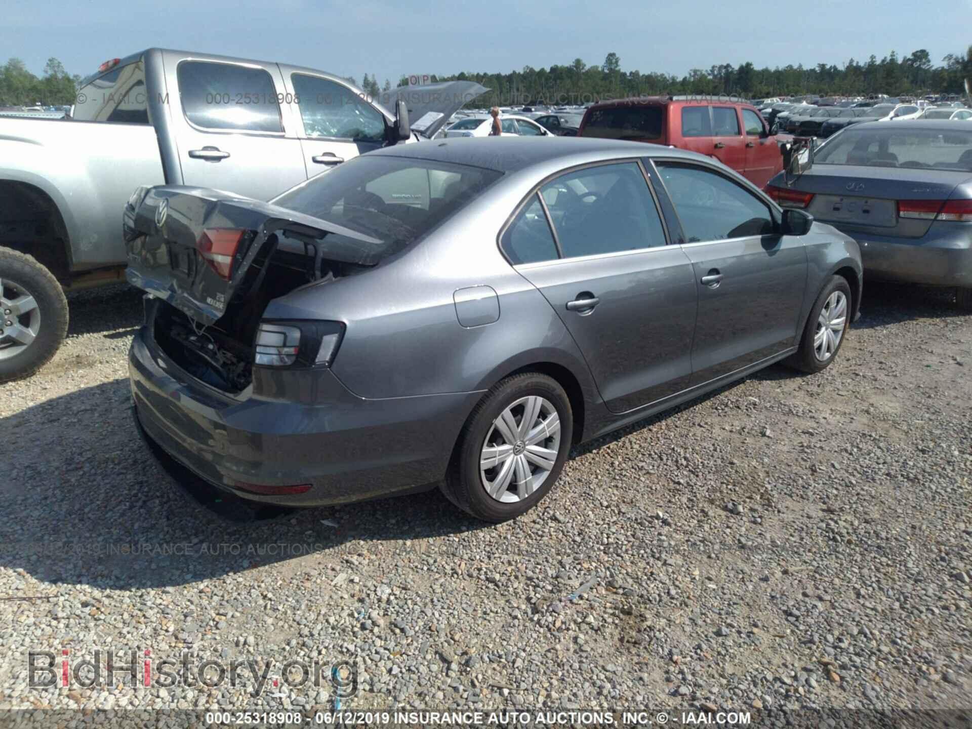 2017 VOLKSWAGEN JETTA - VIN: 3VW2B7AJXHM415982 - Фото 4