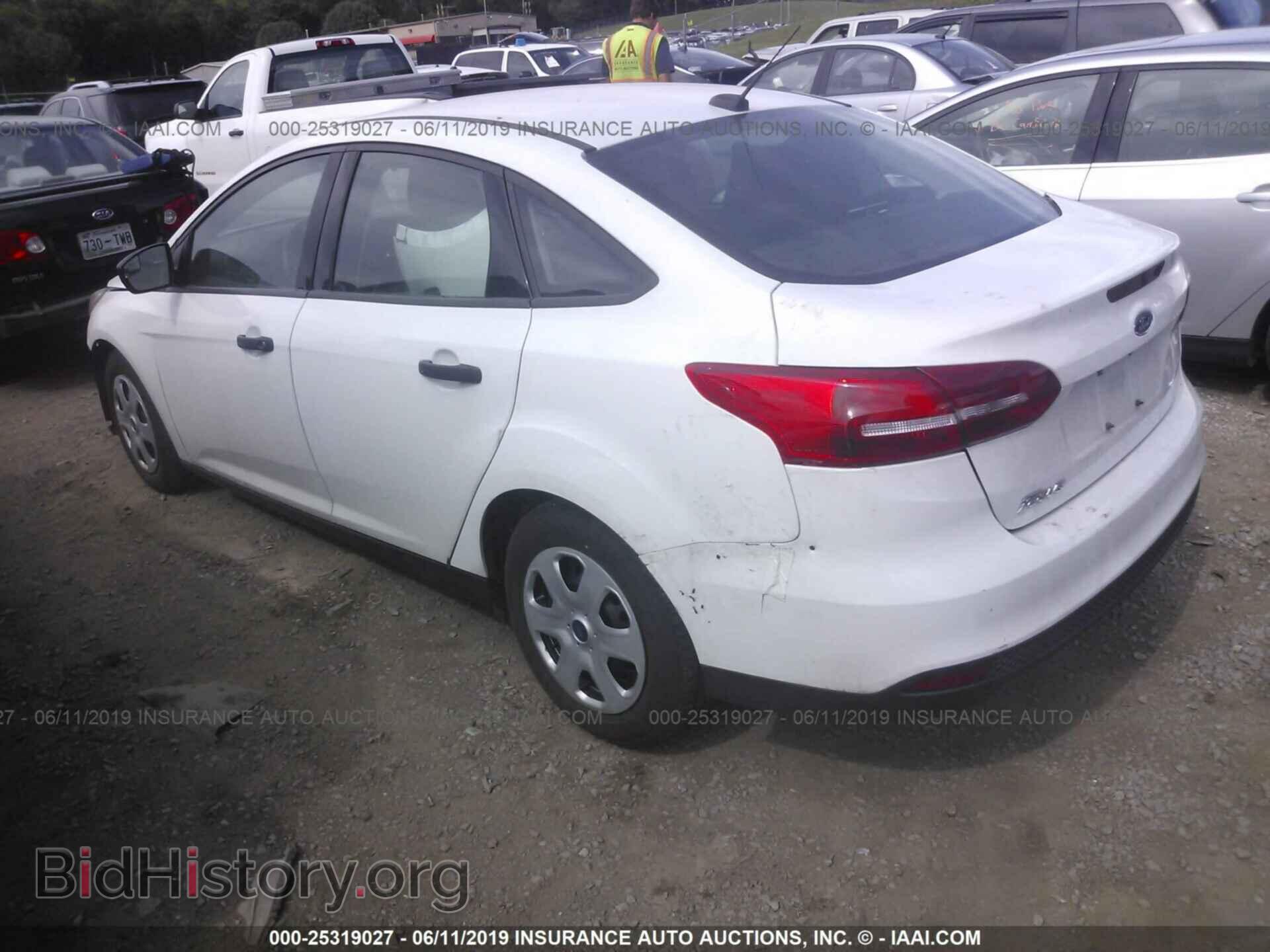 2017 FORD FOCUS - VIN: 1FADP3E20HL301795 - Photo 3