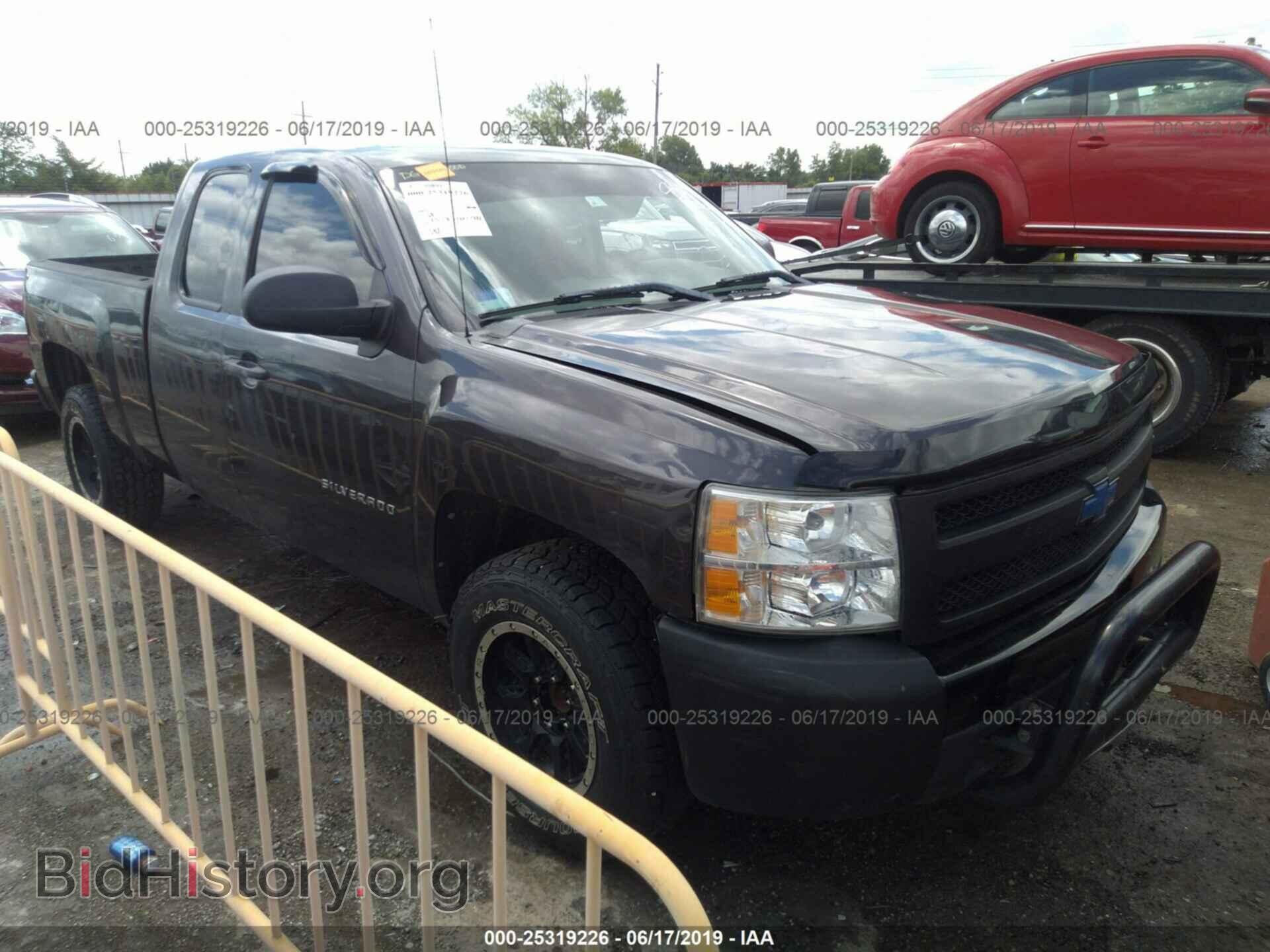 Фотография 1GCRCPEX4BZ290657 - CHEVROLET SILVERADO 2011