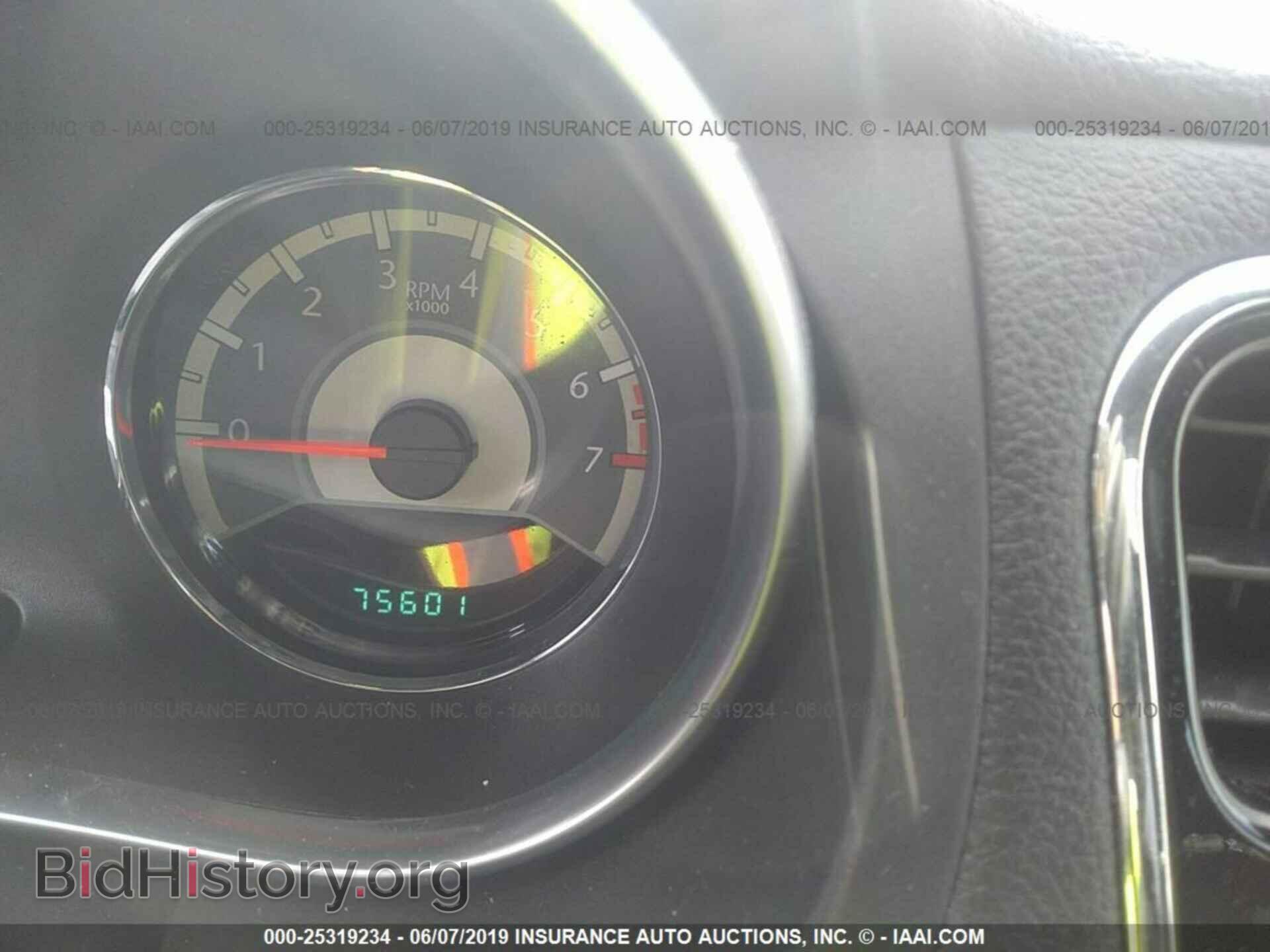 2011 CHRYSLER 200 - VIN: 1C3BC1FB6BN615158 - Photo 7
