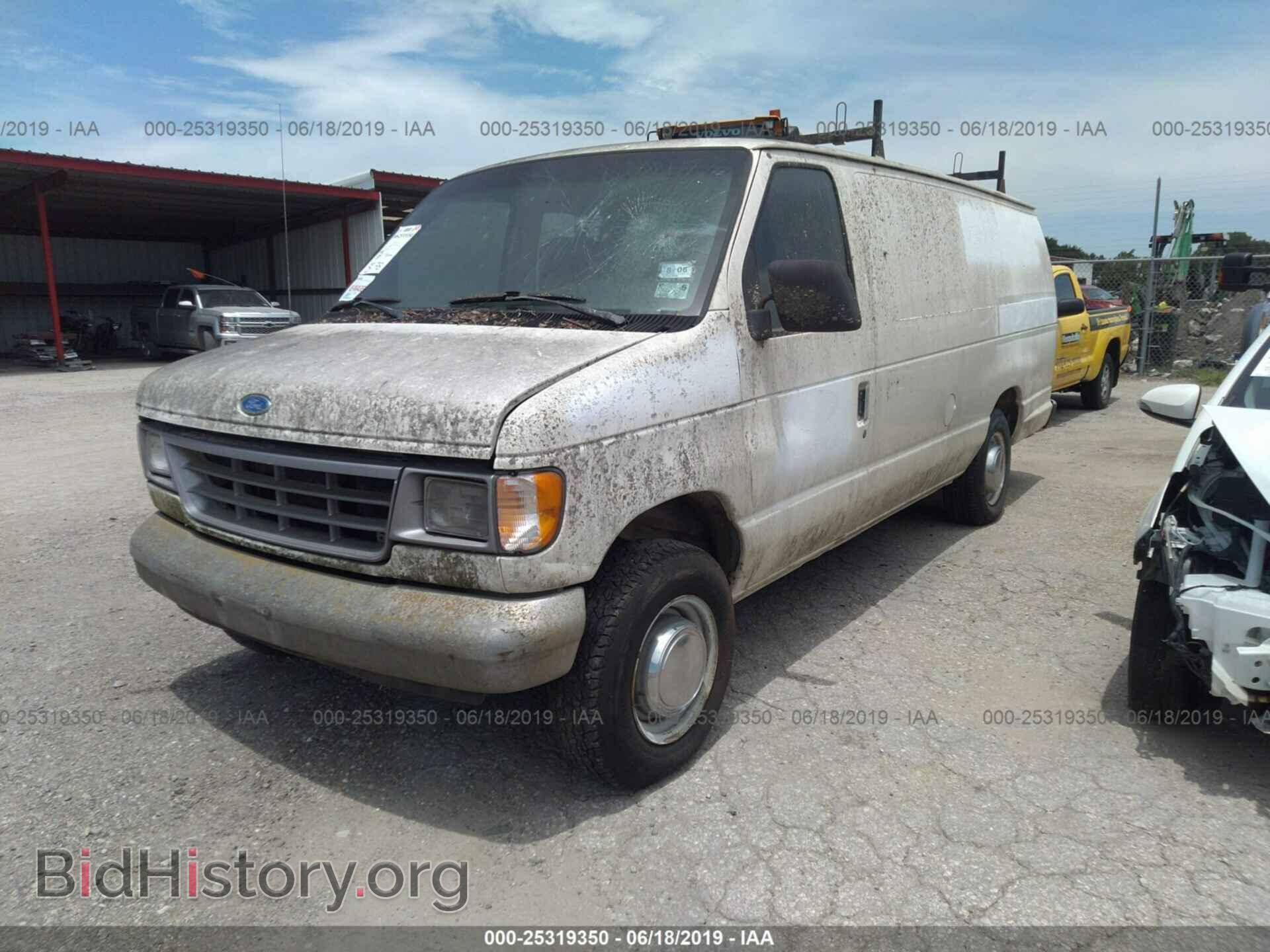 1993 FORD ECONOLINE - VIN: 1FTFS24H8PHB88844 - Фото 2