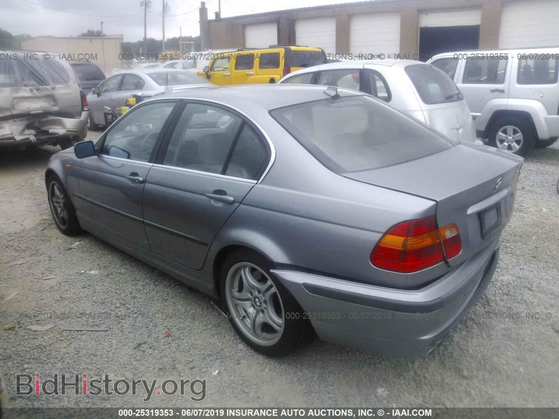 2004 BMW 330 - VIN: WBAEV53404KM36969 - Фото 3