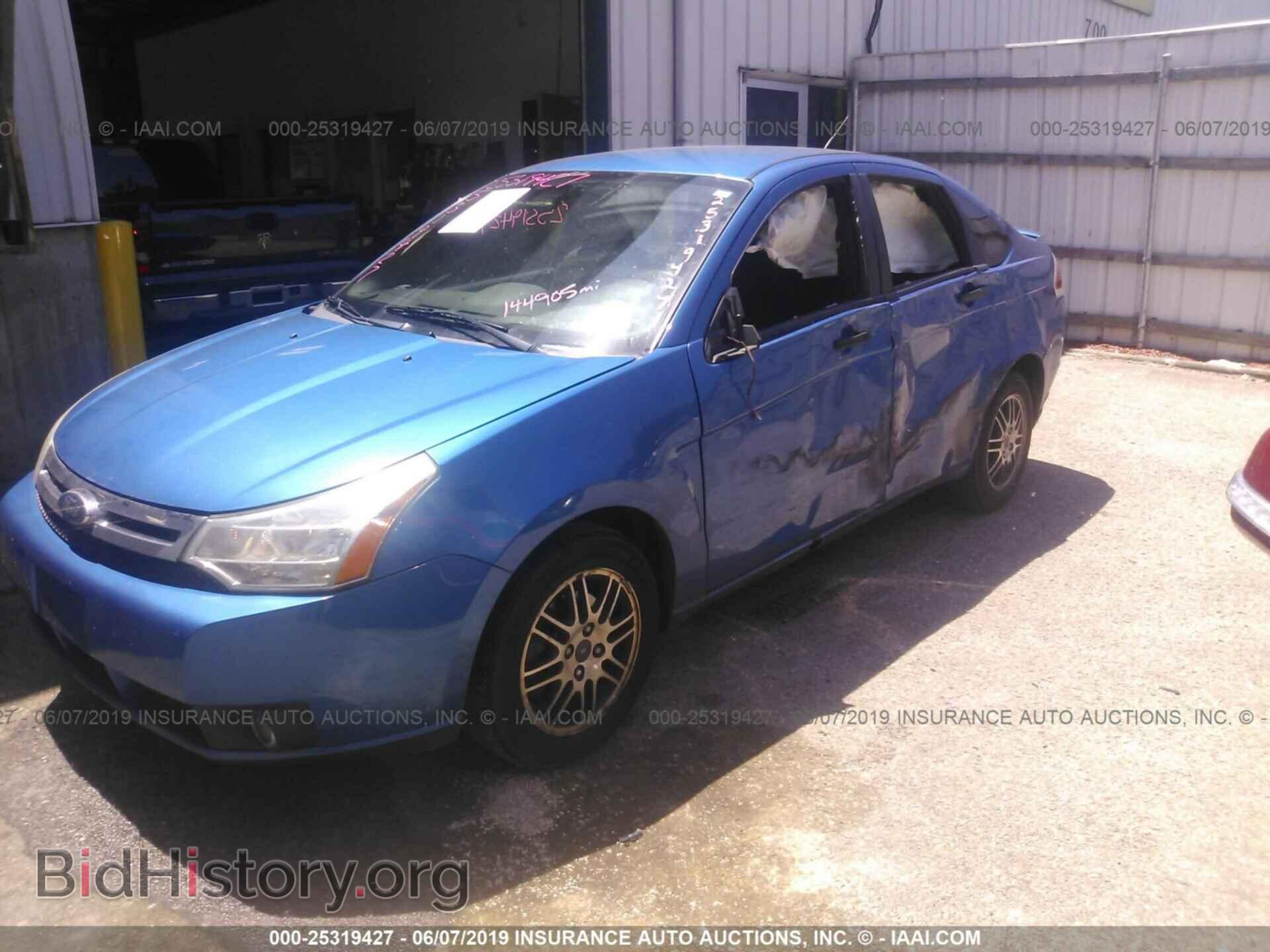 2011 FORD FOCUS - VIN: 1FAHP3FN9BW165764 - Фото 2