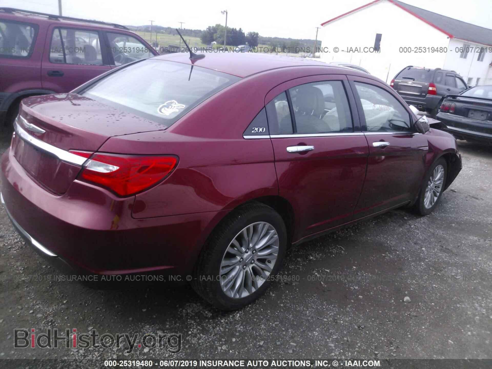 2013 CHRYSLER 200 - VIN: 1C3CCBCG3DN524135 - Photo 4