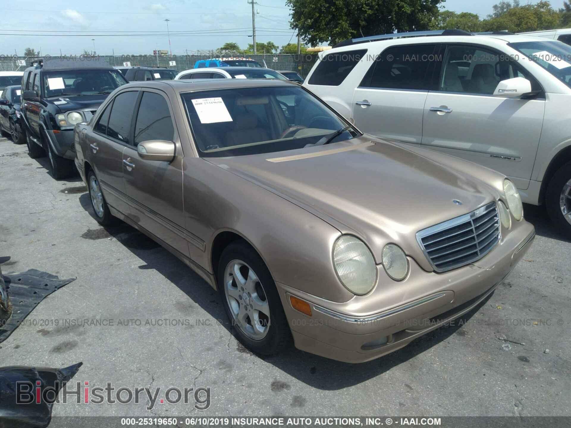 Photo WDBJF65J02B396833 - MERCEDES-BENZ E 2002