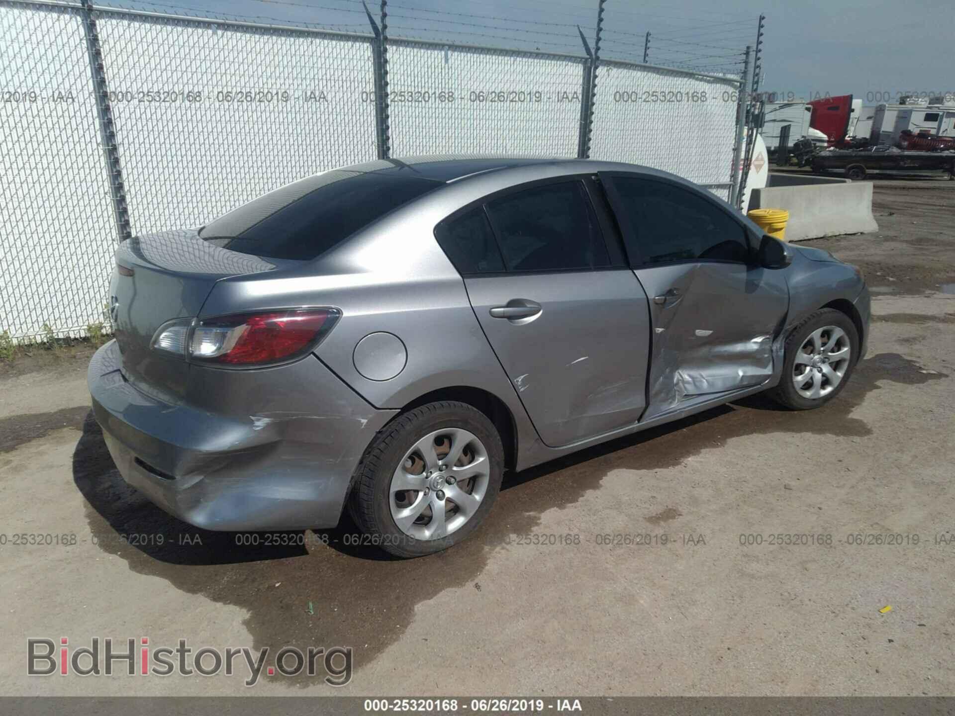 2013 MAZDA 3 - VIN: JM1BL1TF3D1761935 - Фото 4
