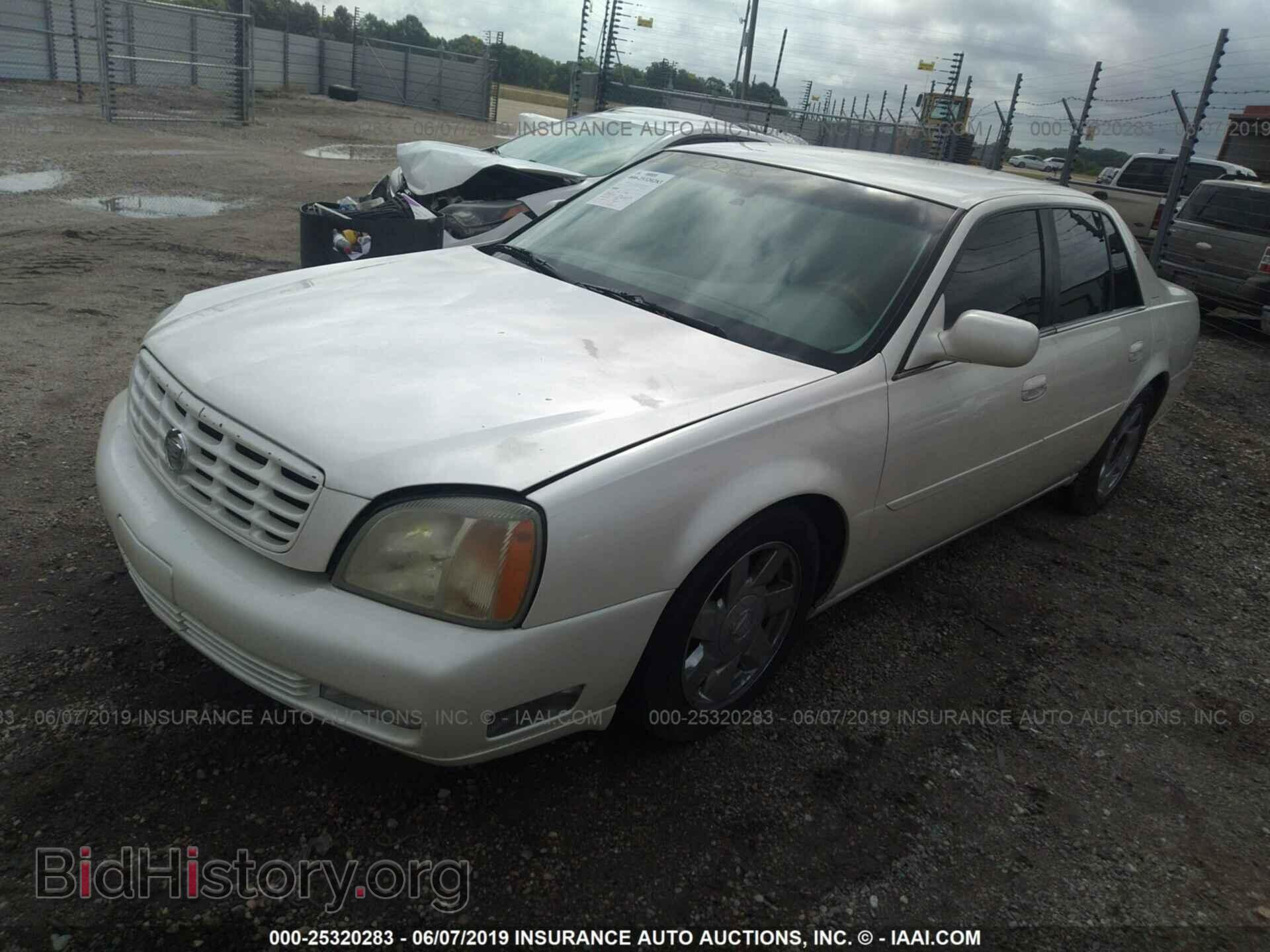 2002 CADILLAC DEVILLE - VIN: 1G6KF57932U305922 - Photo 2