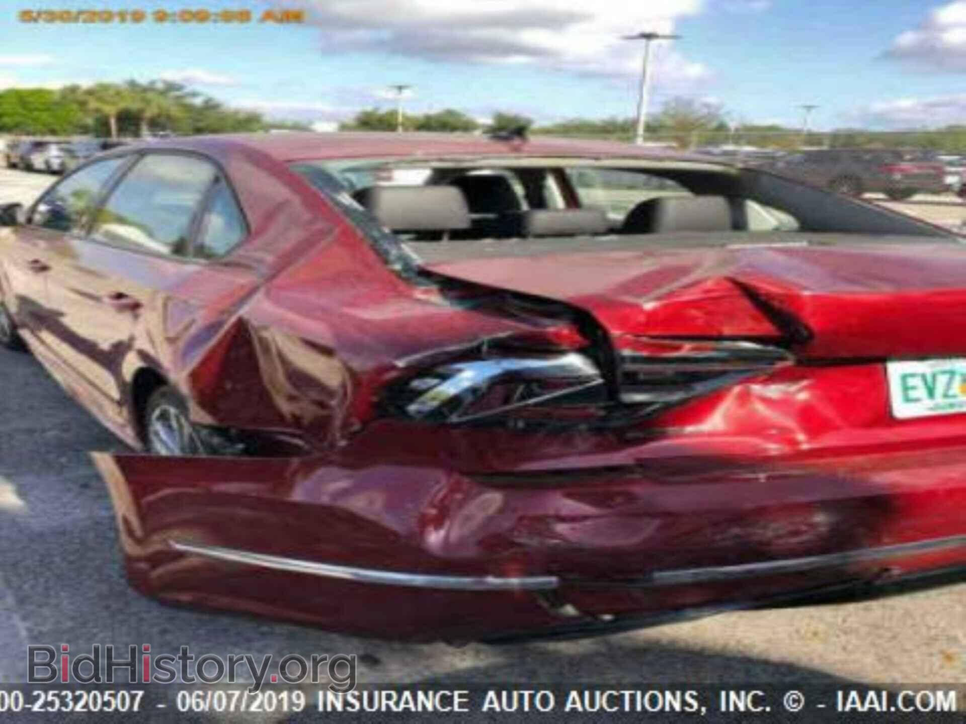 2018 VOLKSWAGEN PASSAT - VIN: 1VWAA7A36JC000133 - Фото 6