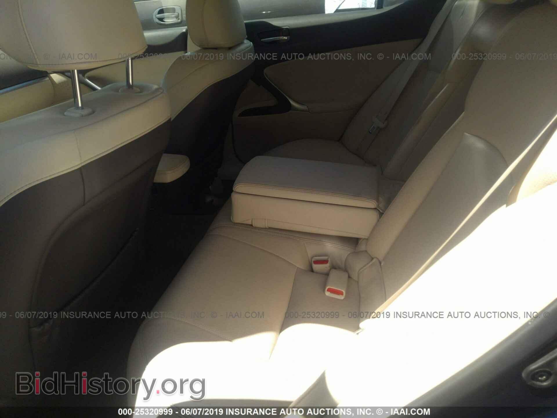 2011 LEXUS IS - VIN: JTHBF5C25B5145394 - Фото 8