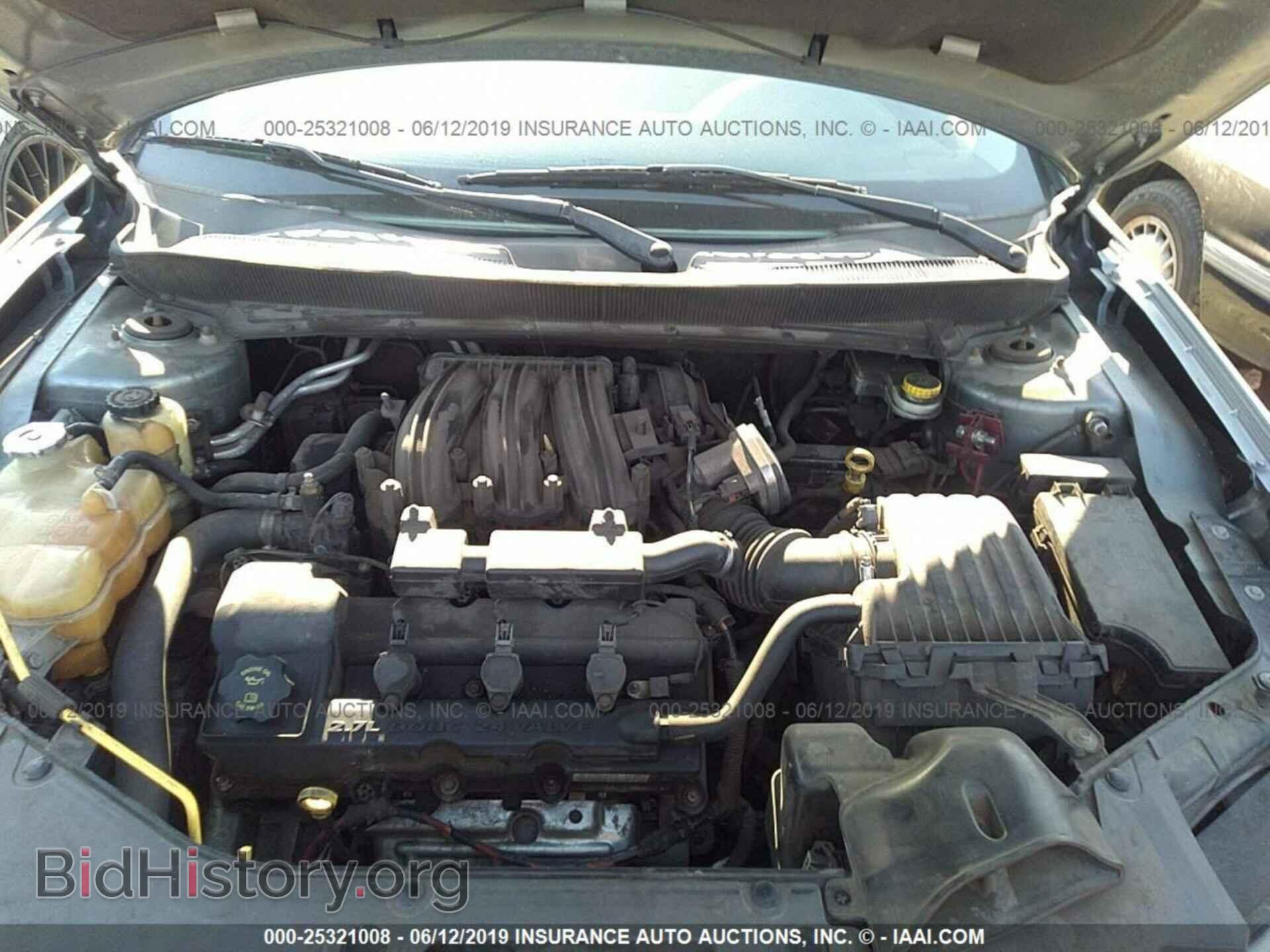 2010 CHRYSLER SEBRING - VIN: 1C3CC5FD7AN156007 - Фото 10