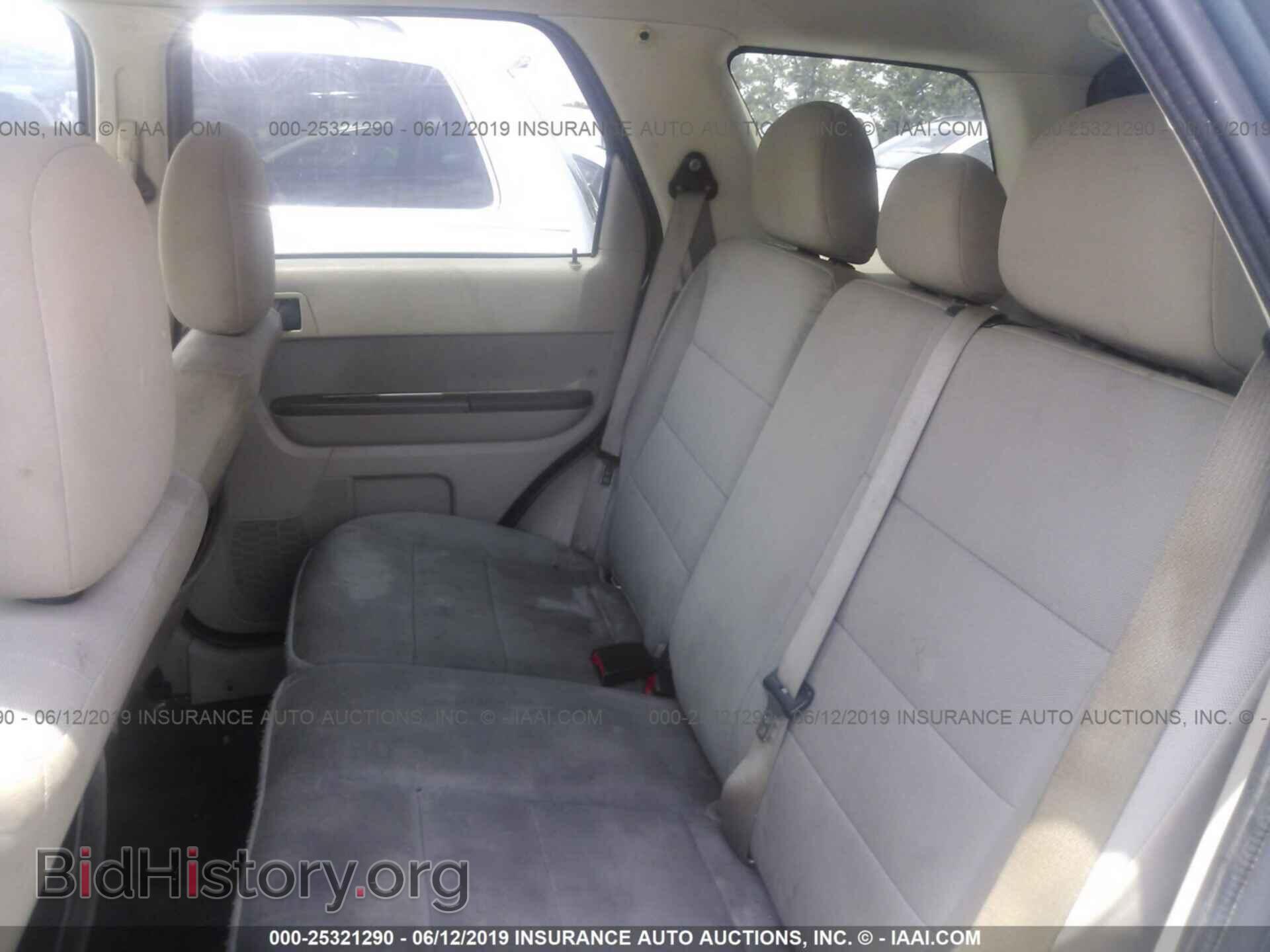 2011 FORD ESCAPE - VIN: 1FMCU0D71BKA25260 - Фото 8