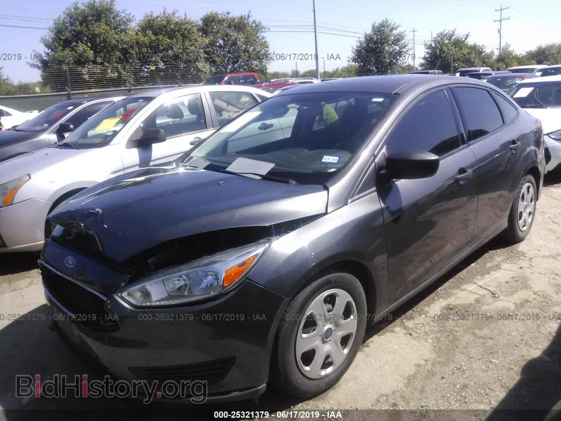 2016 FORD FOCUS - VIN: 1FADP3E26GL233825 - Фото 2
