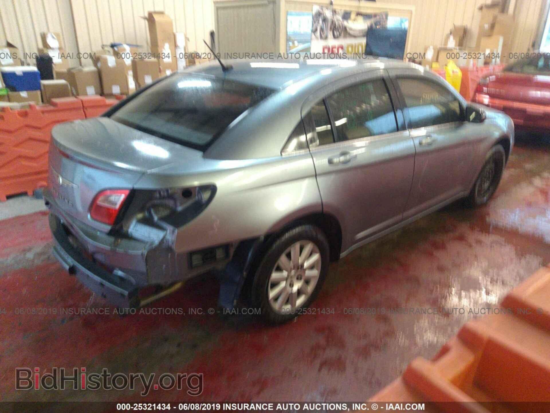 2010 CHRYSLER SEBRING - VIN: 1C3CC4FB2AN208460 - Фото 4
