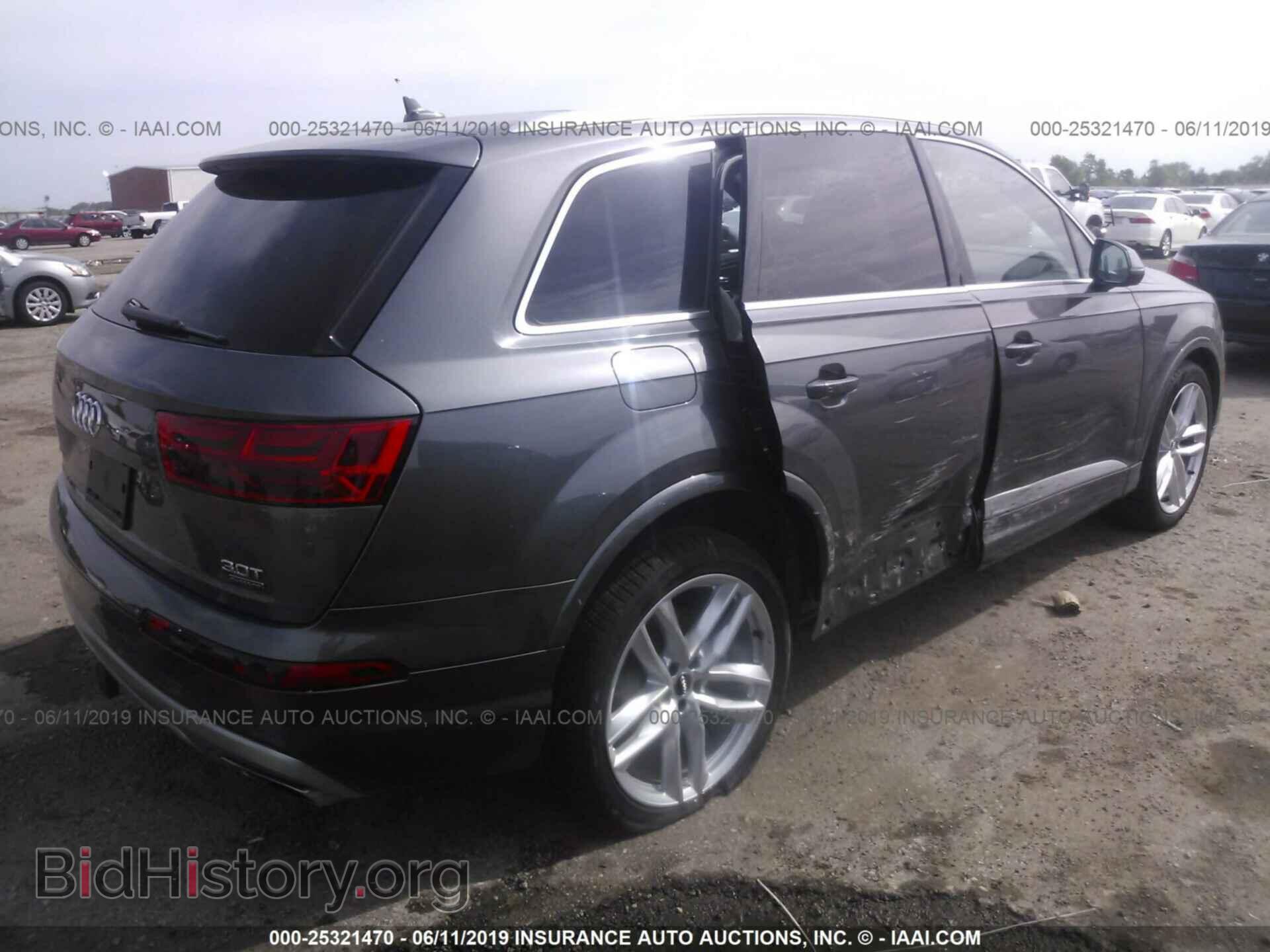 2018 AUDI Q7 - VIN: WA1VAAF74JD040115 - Фото 4