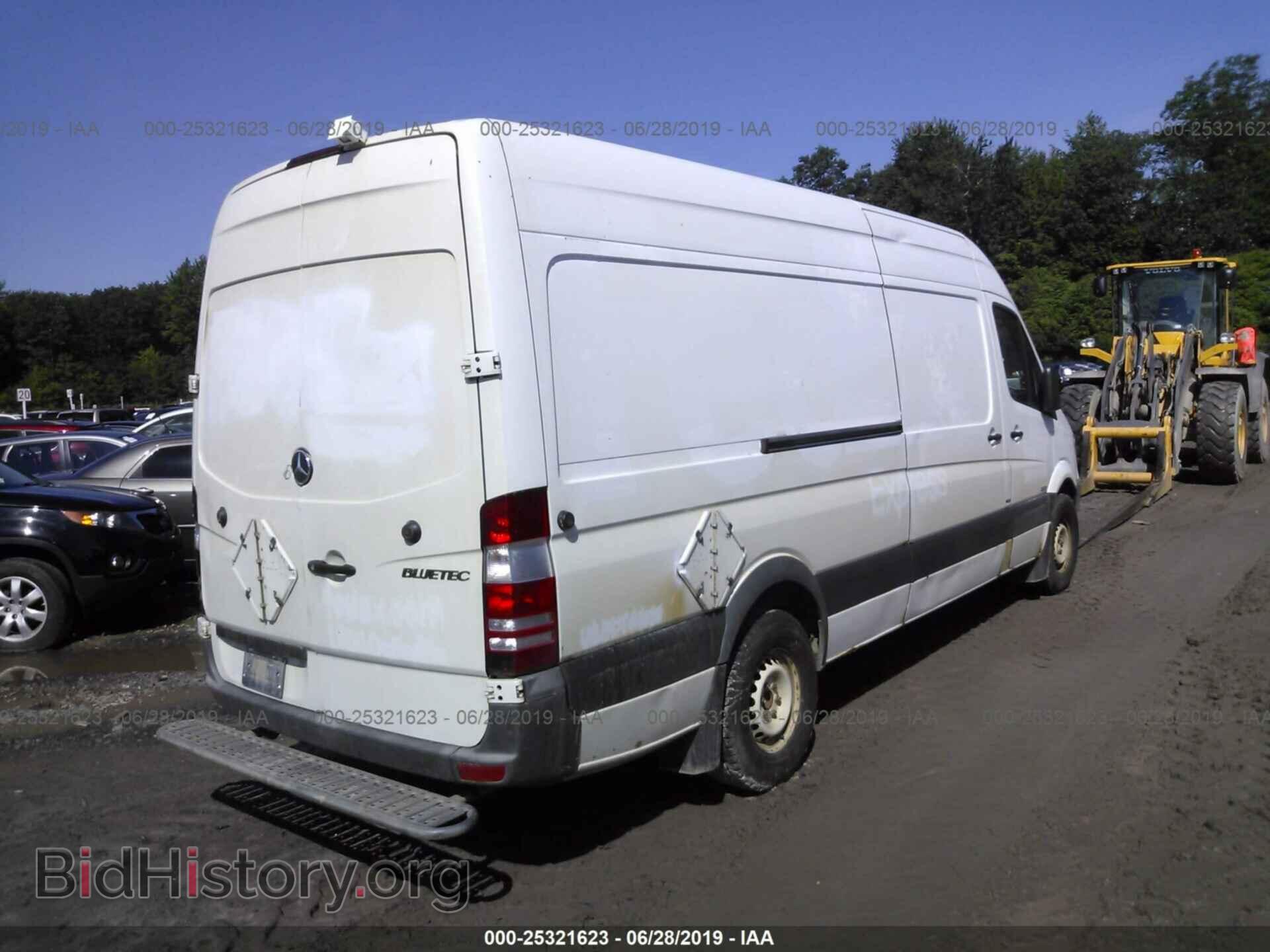 2011 MERCEDES-BENZ SPRINTER - VIN: WD3PE8CB0B5577543 - Фото 4