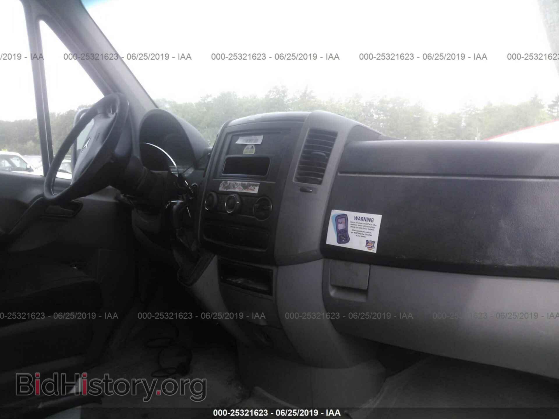 2011 MERCEDES-BENZ SPRINTER - VIN: WD3PE8CB0B5577543 - Фото 5