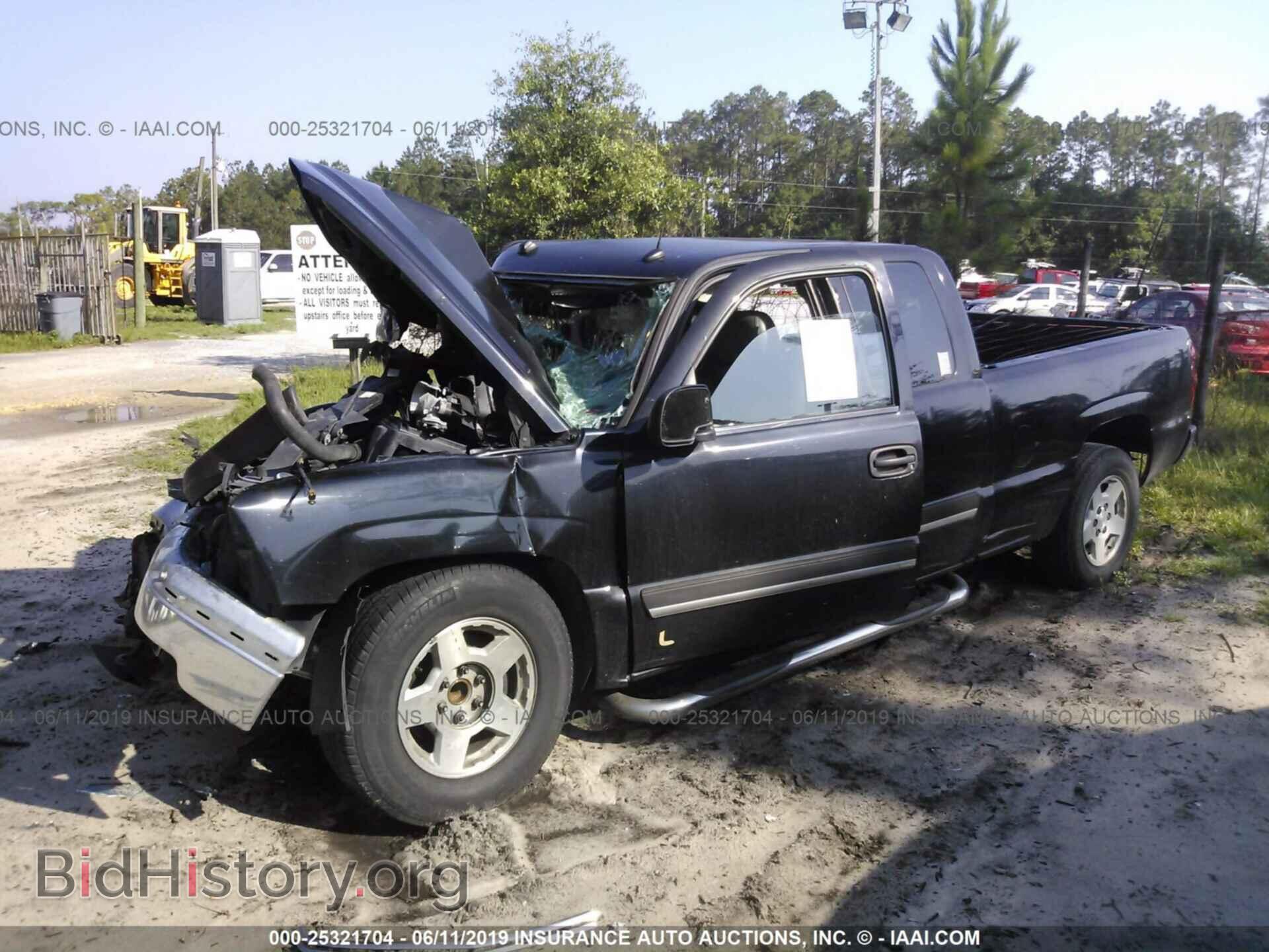 2005 CHEVROLET SILVERADO - VIN: 2GCEC19T351194521 - Photo 2