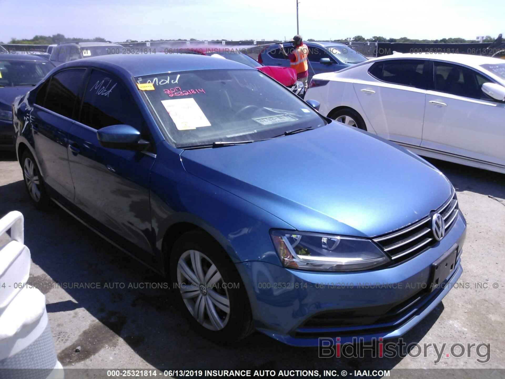 Photo 3VW167AJ7HM317704 - VOLKSWAGEN JETTA 2017