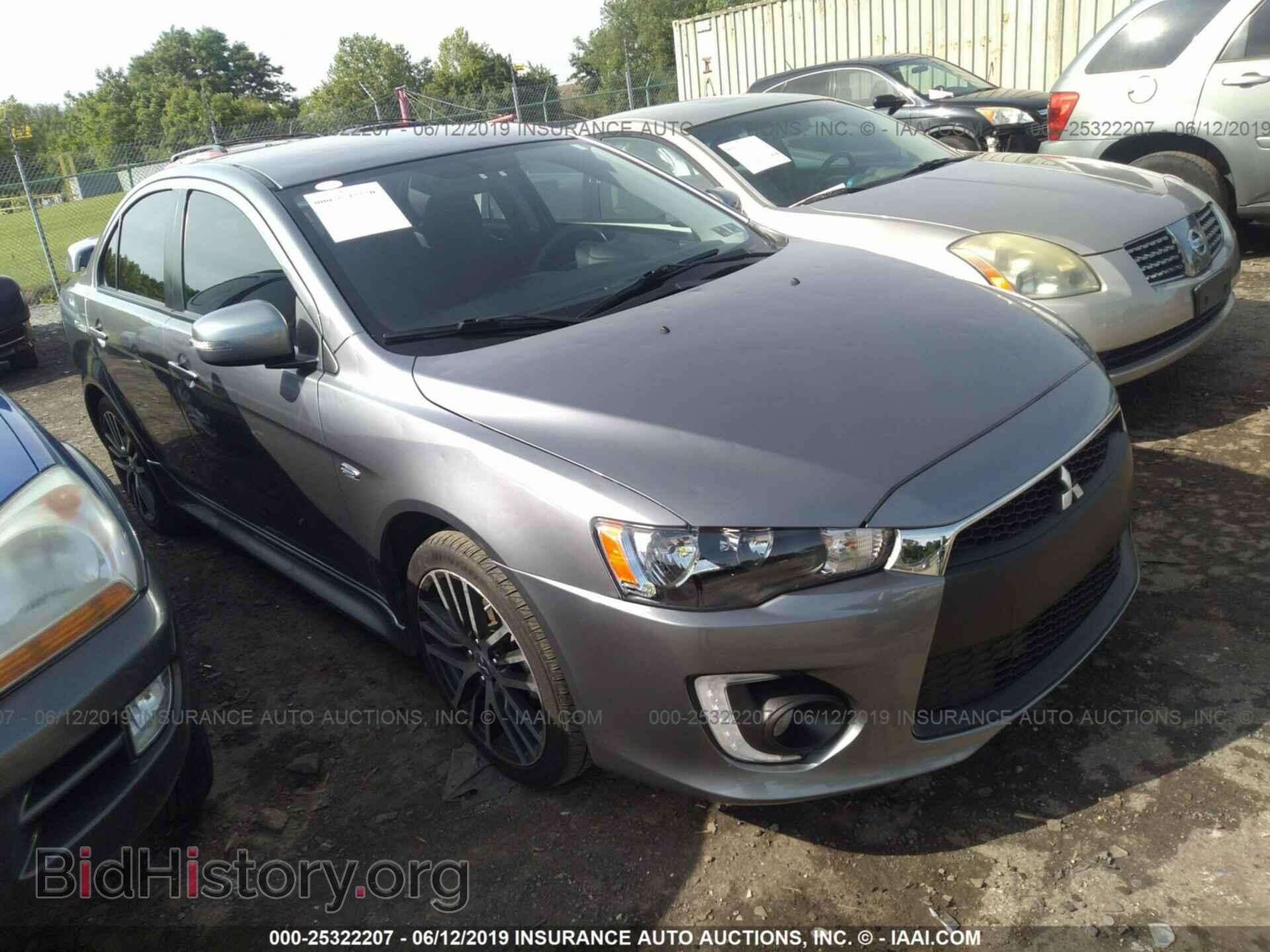 Photo JA32V2FW3HU013586 - MITSUBISHI LANCER 2017