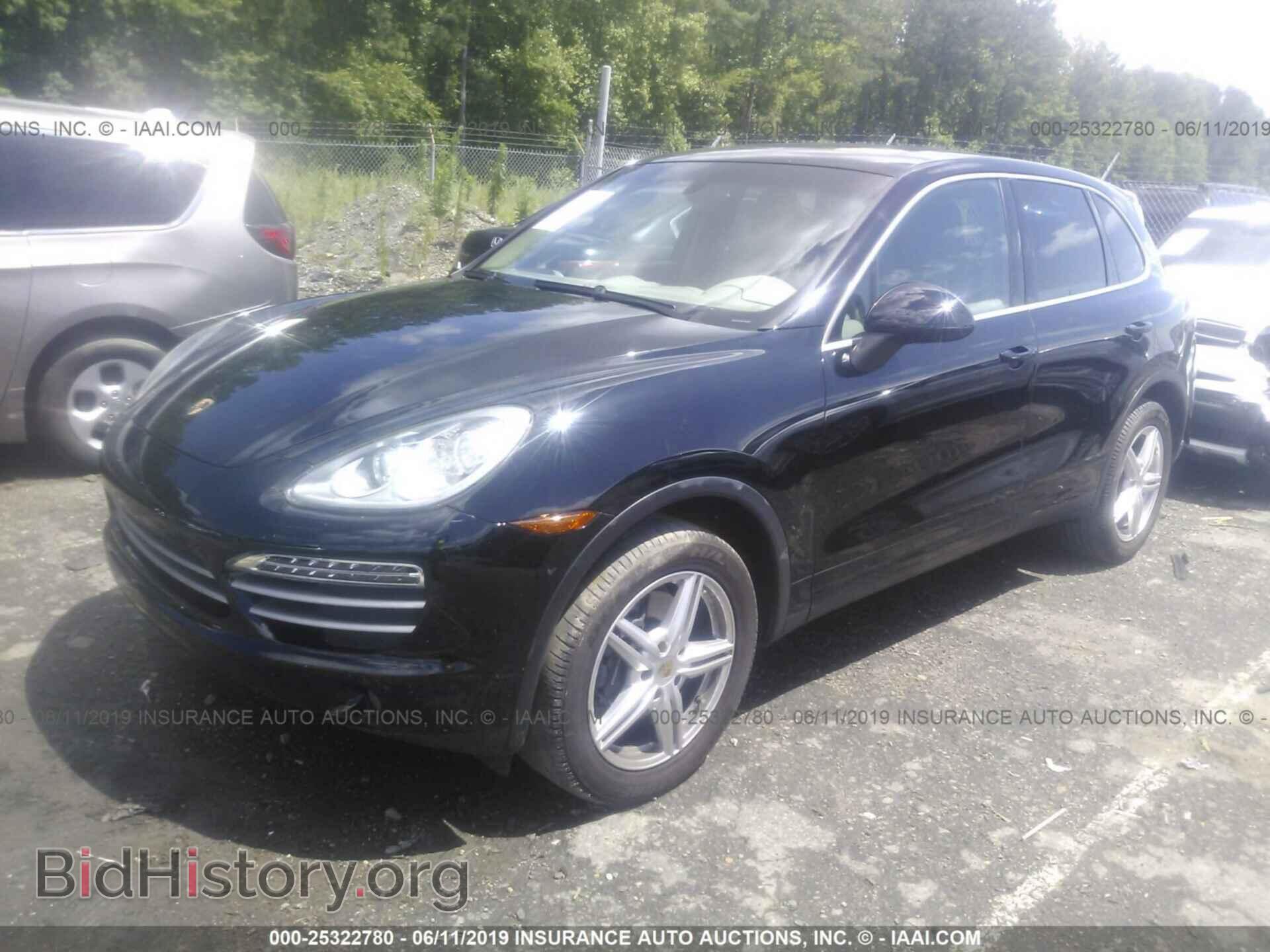 2014 PORSCHE CAYENNE - VIN: WP1AA2A29ELA96373 - Фото 2