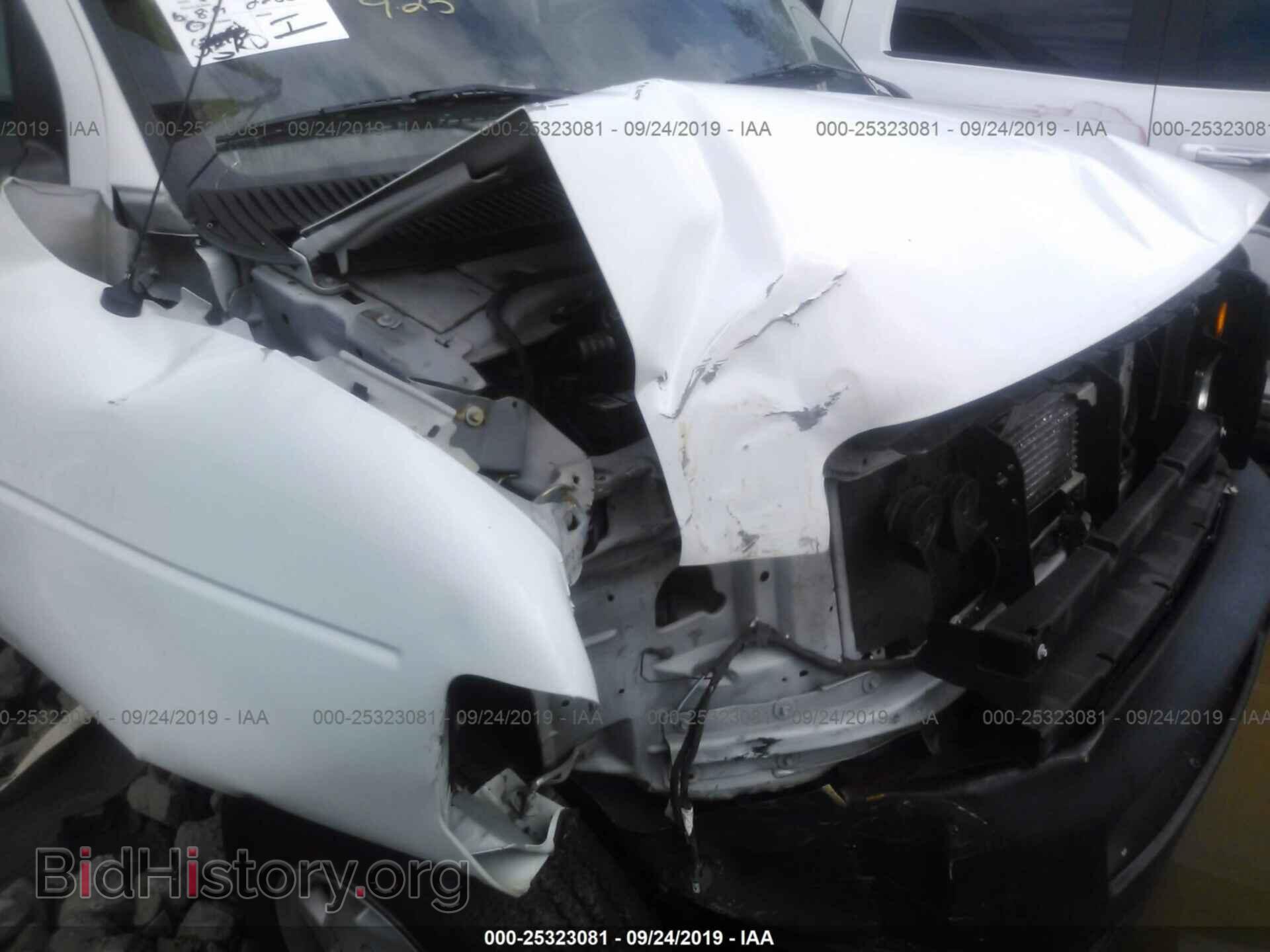 2011 FORD ECONOLINE - VIN: 1FTNE2EW7BDB05517 - Photo 6