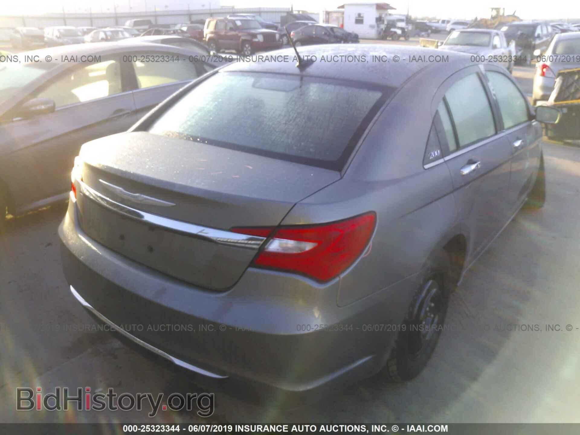 2013 CHRYSLER 200 - VIN: 1C3CCBCG6DN523920 - Фото 4