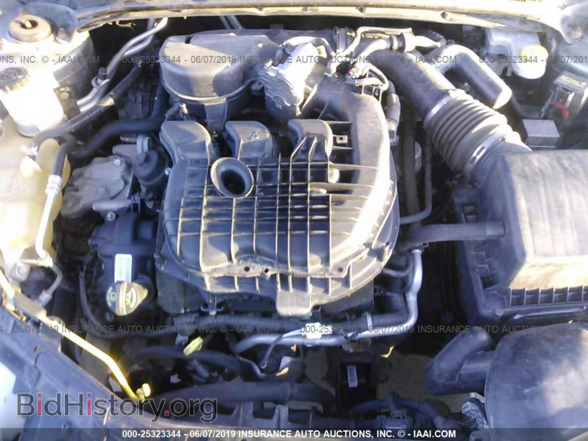 2013 CHRYSLER 200 - VIN: 1C3CCBCG6DN523920 - Фото 10