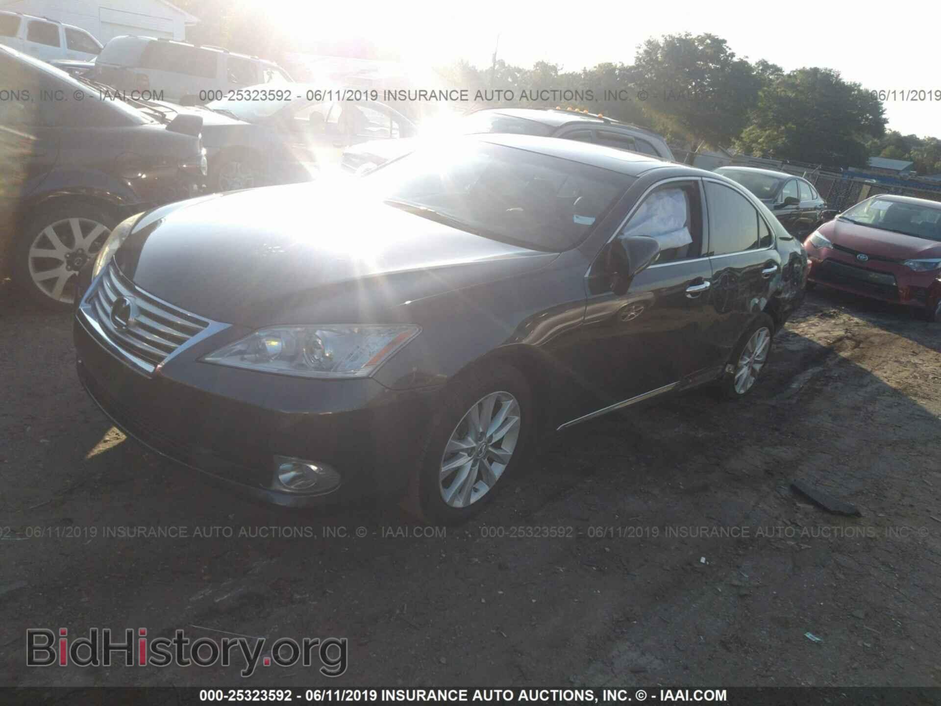 2011 LEXUS ES - VIN: JTHBK1EG5B2438291 - Фото 2
