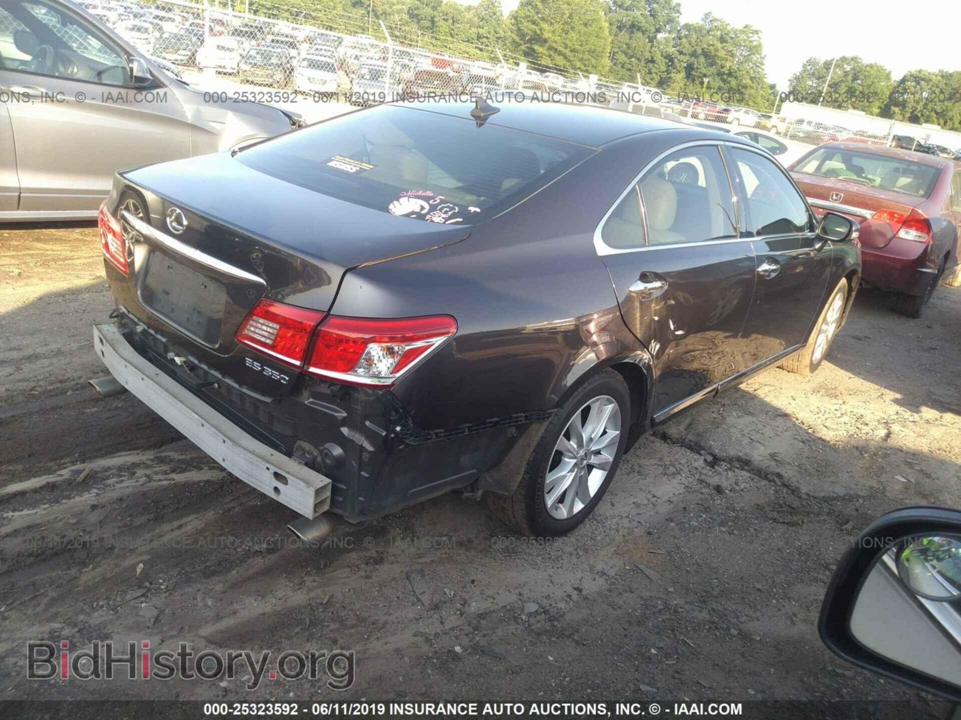 2011 LEXUS ES - VIN: JTHBK1EG5B2438291 - Фото 4