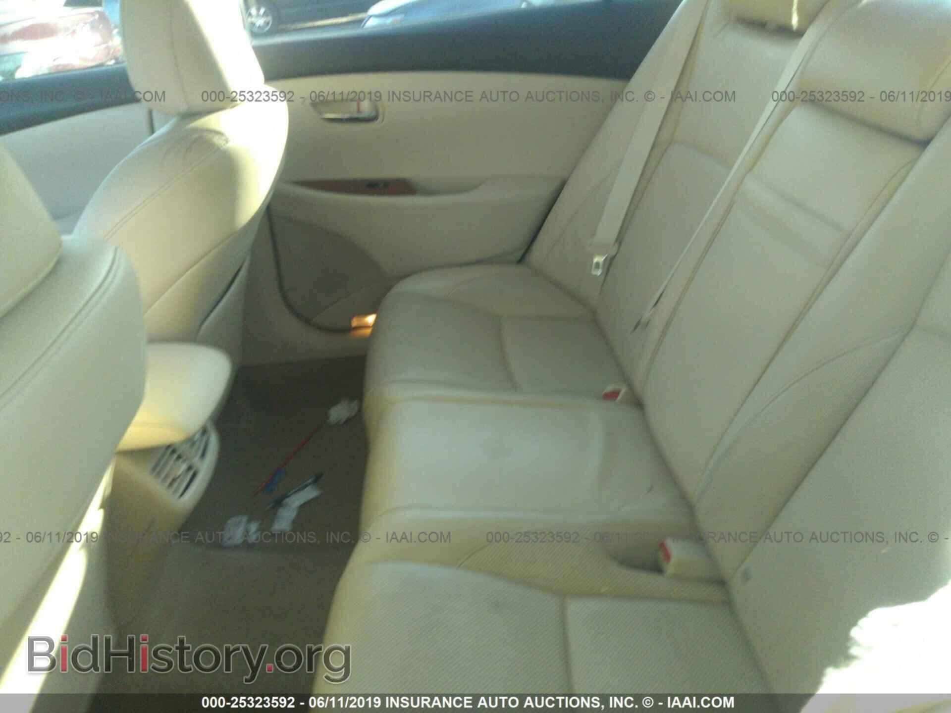 2011 LEXUS ES - VIN: JTHBK1EG5B2438291 - Фото 8