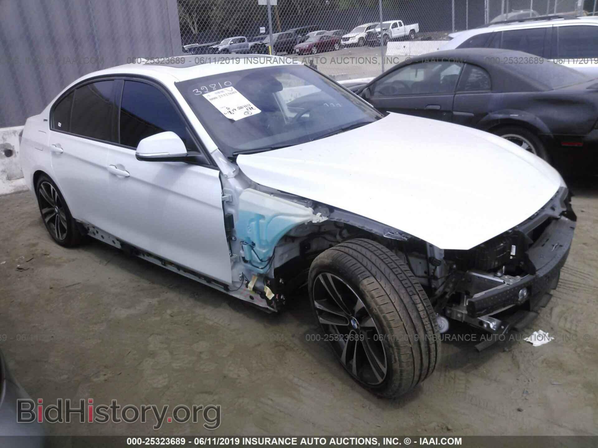 Фотография WBA8E1C56JA756829 - BMW 330E 2018