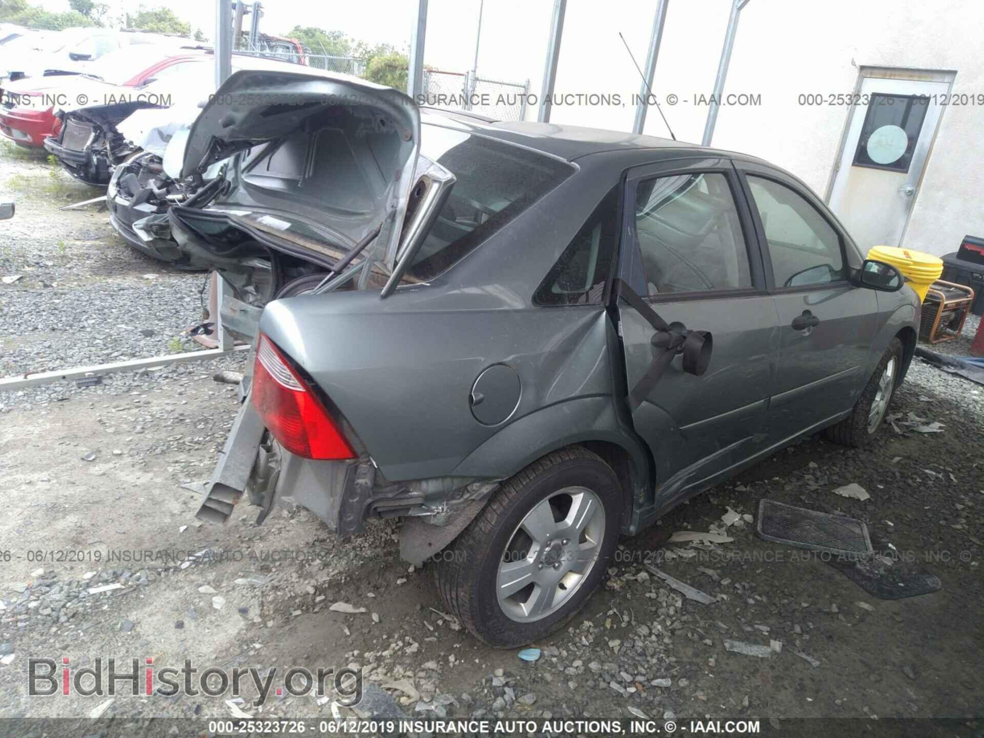 2005 FORD FOCUS - VIN: 1FAFP34N05W295060 - Фото 4