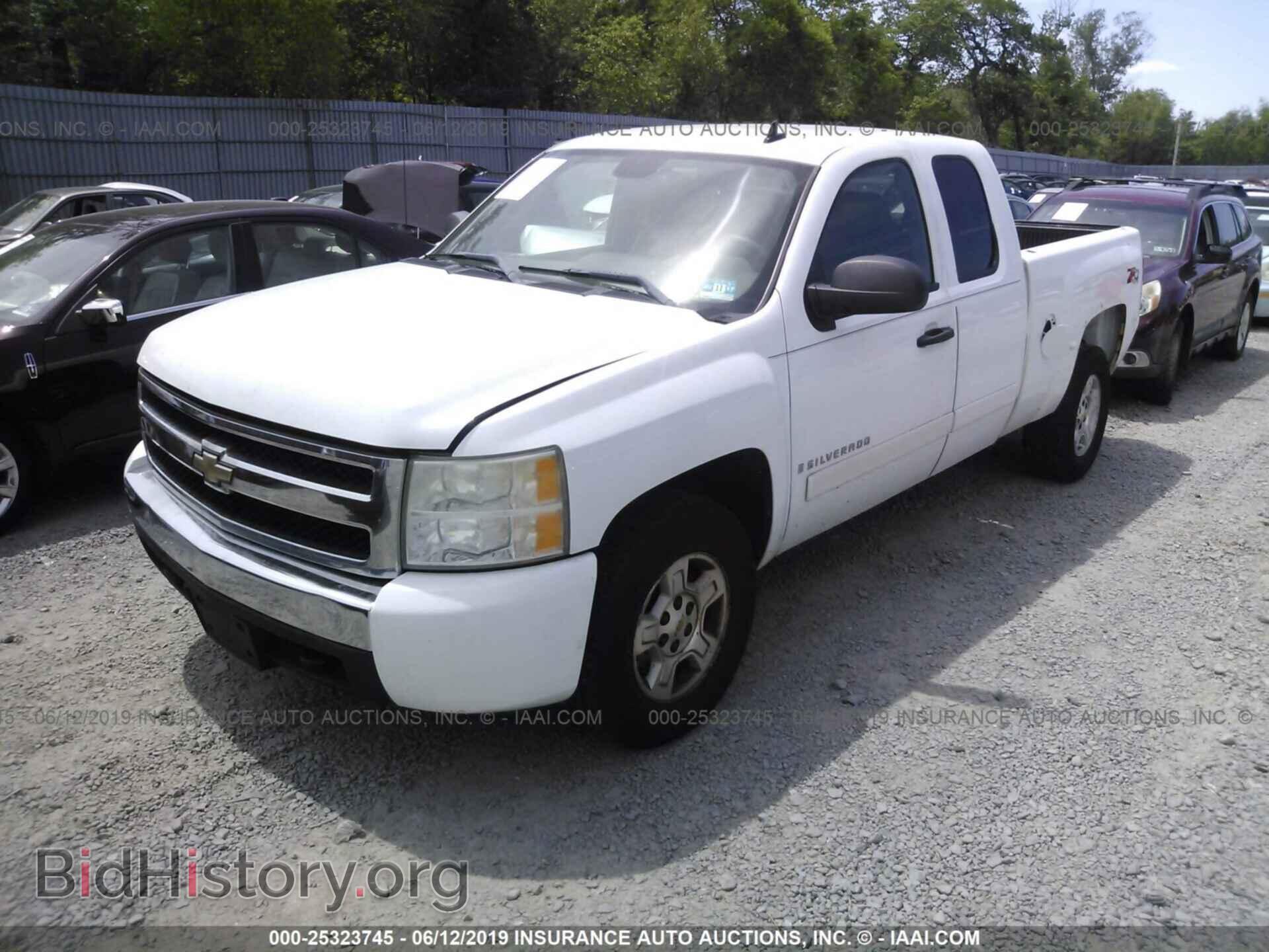 2008 CHEVROLET SILVERADO - VIN: 2GCEK19J981284777 - Фото 2