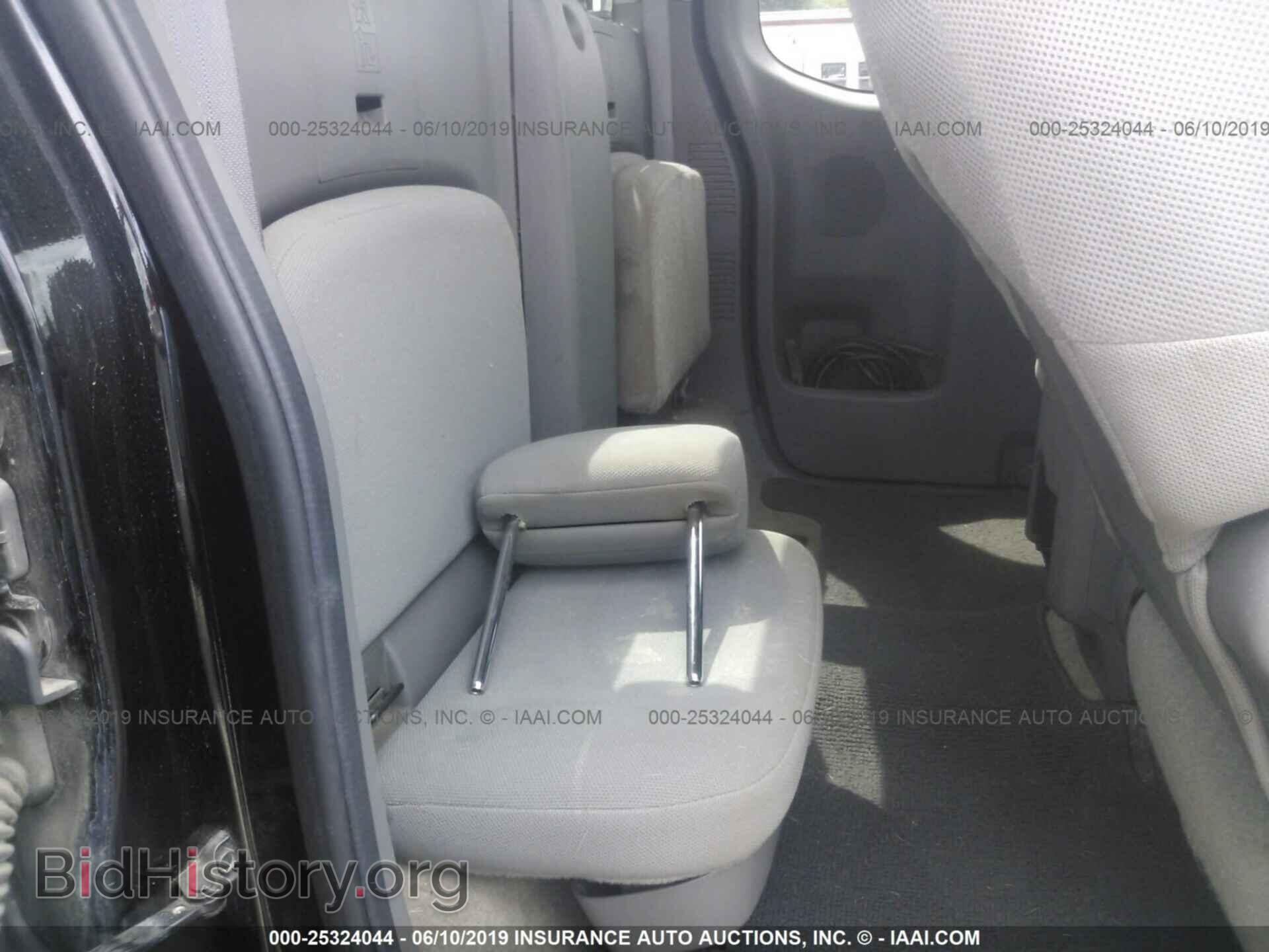 2011 NISSAN FRONTIER - VIN: 1N6BD0CT0BC428877 - Фото 8