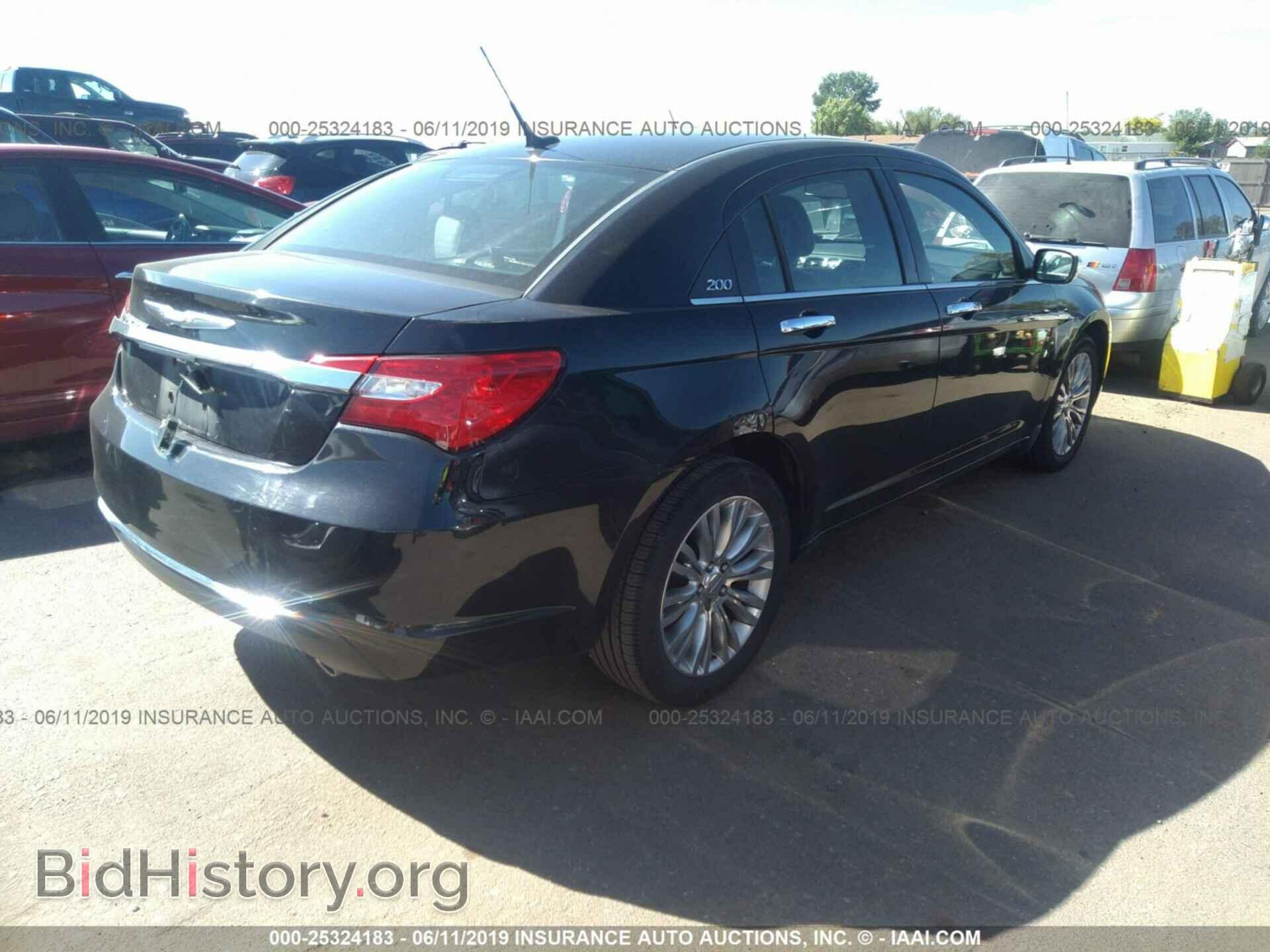 2011 CHRYSLER 200 - VIN: 1C3BC2FG5BN516185 - Фото 4