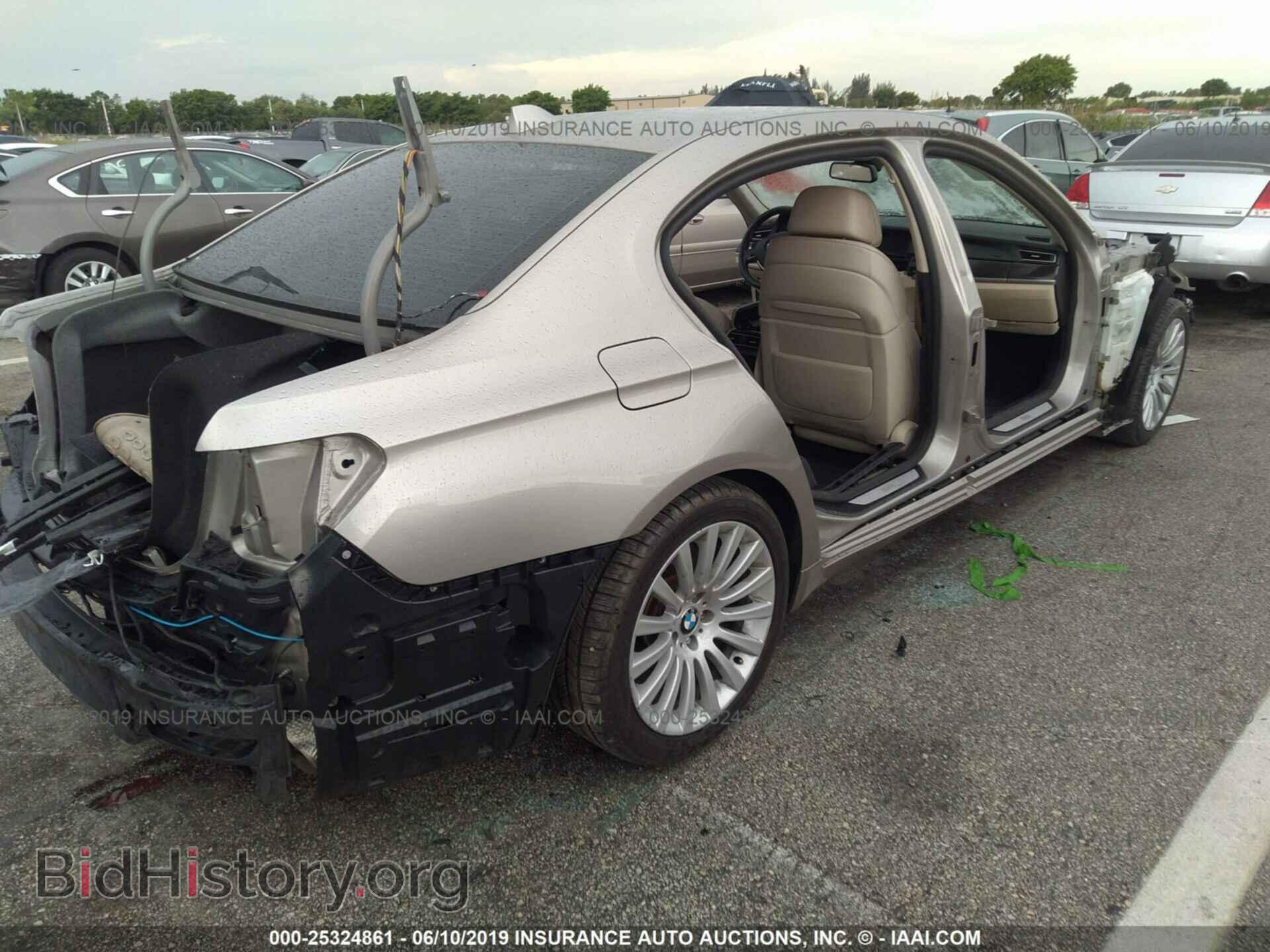 2012 BMW 750 - VIN: WBAKB8C56CC964496 - Фото 4
