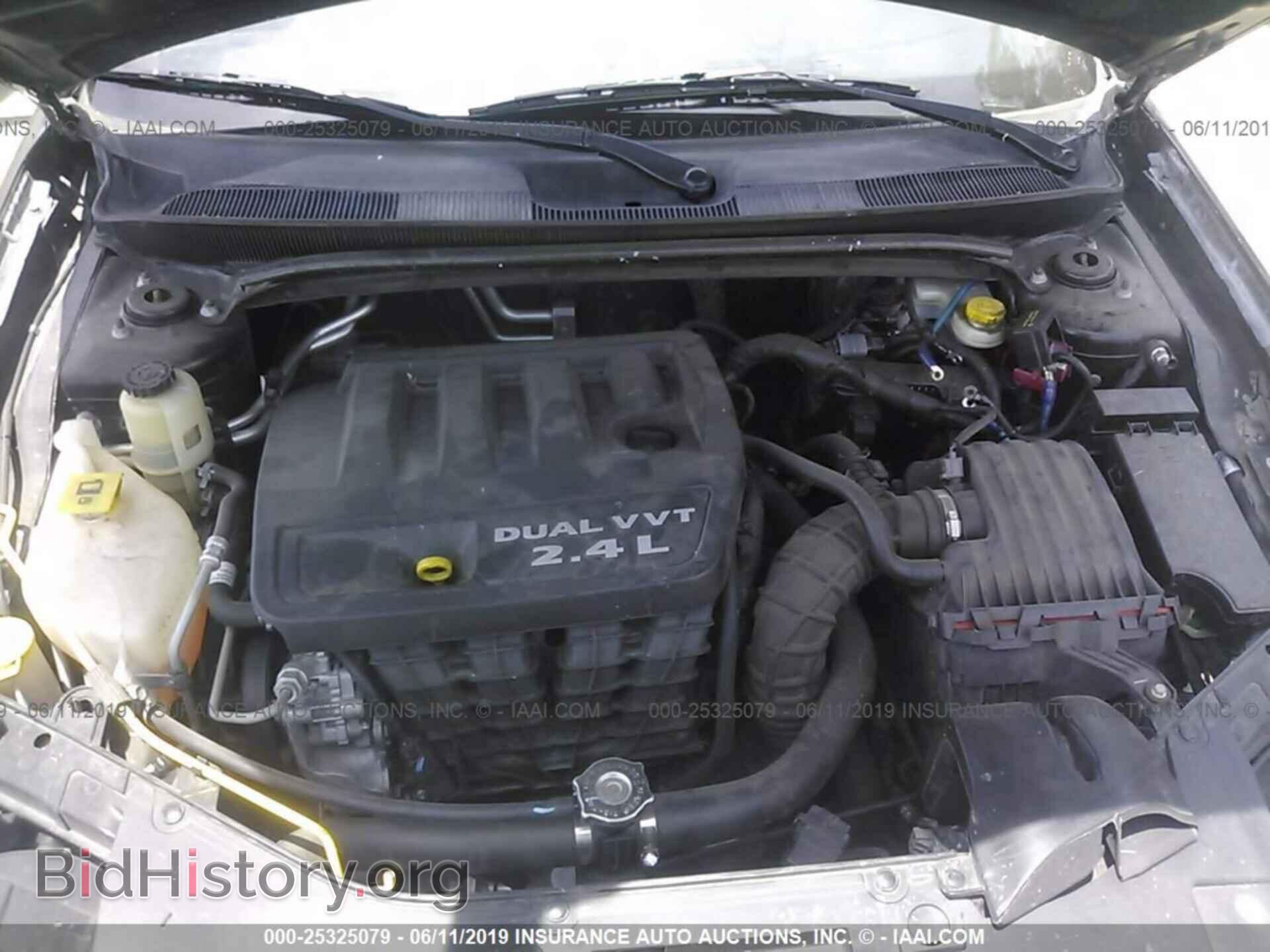 2013 CHRYSLER 200 - VIN: 1C3CCBBB1DN512796 - Фото 10