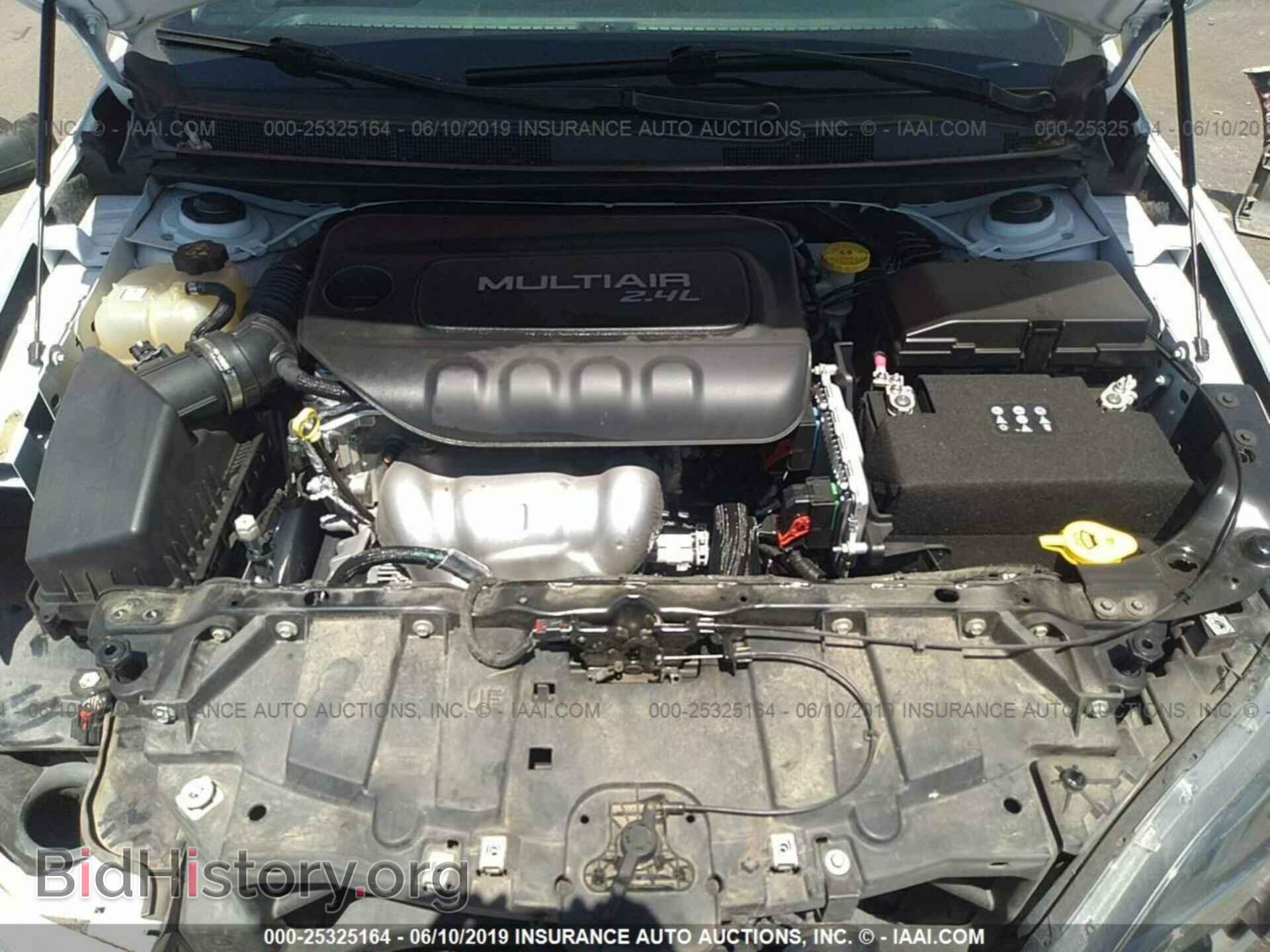 2015 CHRYSLER 200 - VIN: 1C3CCCCB3FN599320 - Photo 10