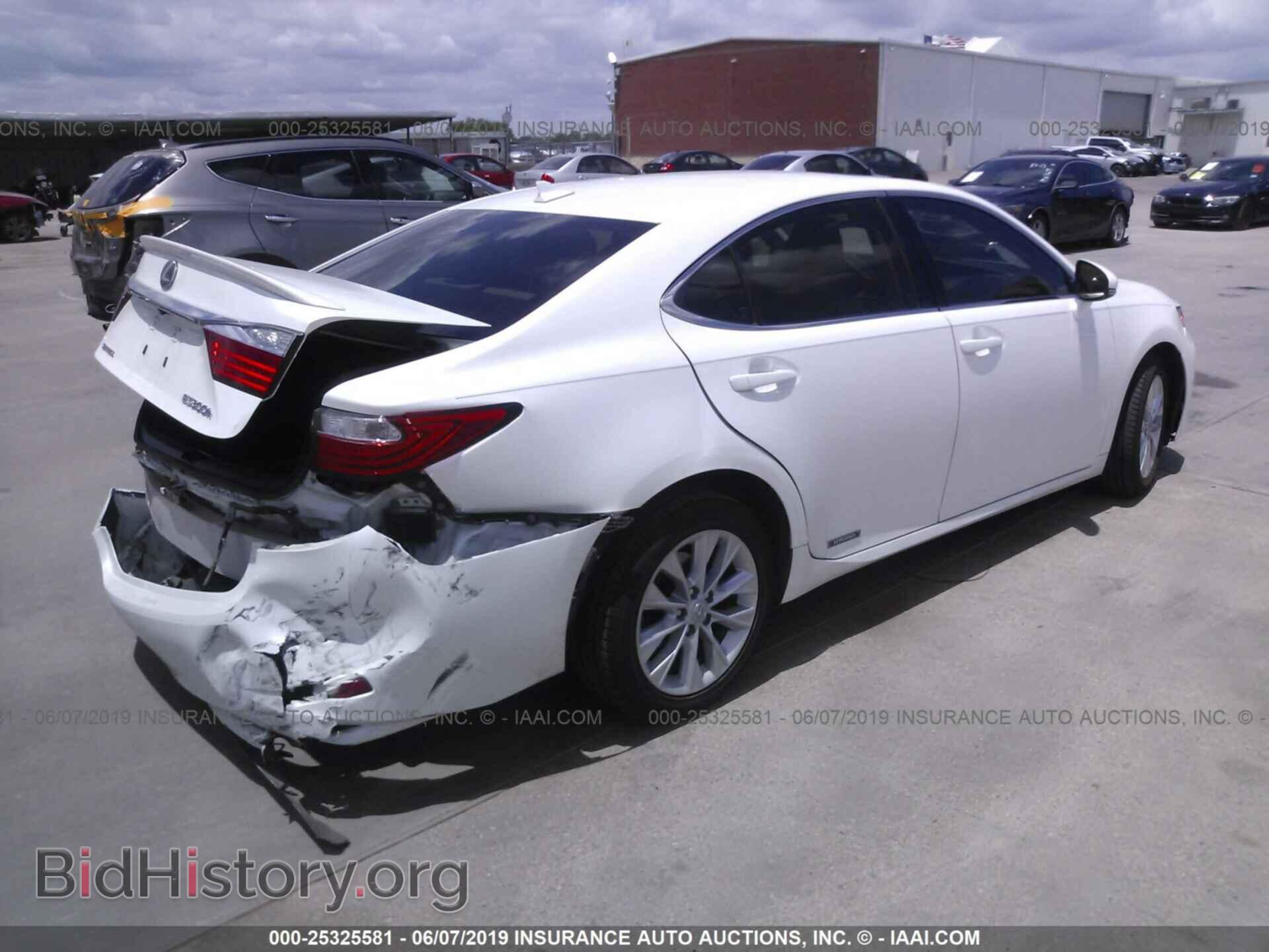 2014 LEXUS ES - VIN: JTHBW1GG3E2046691 - Фото 4