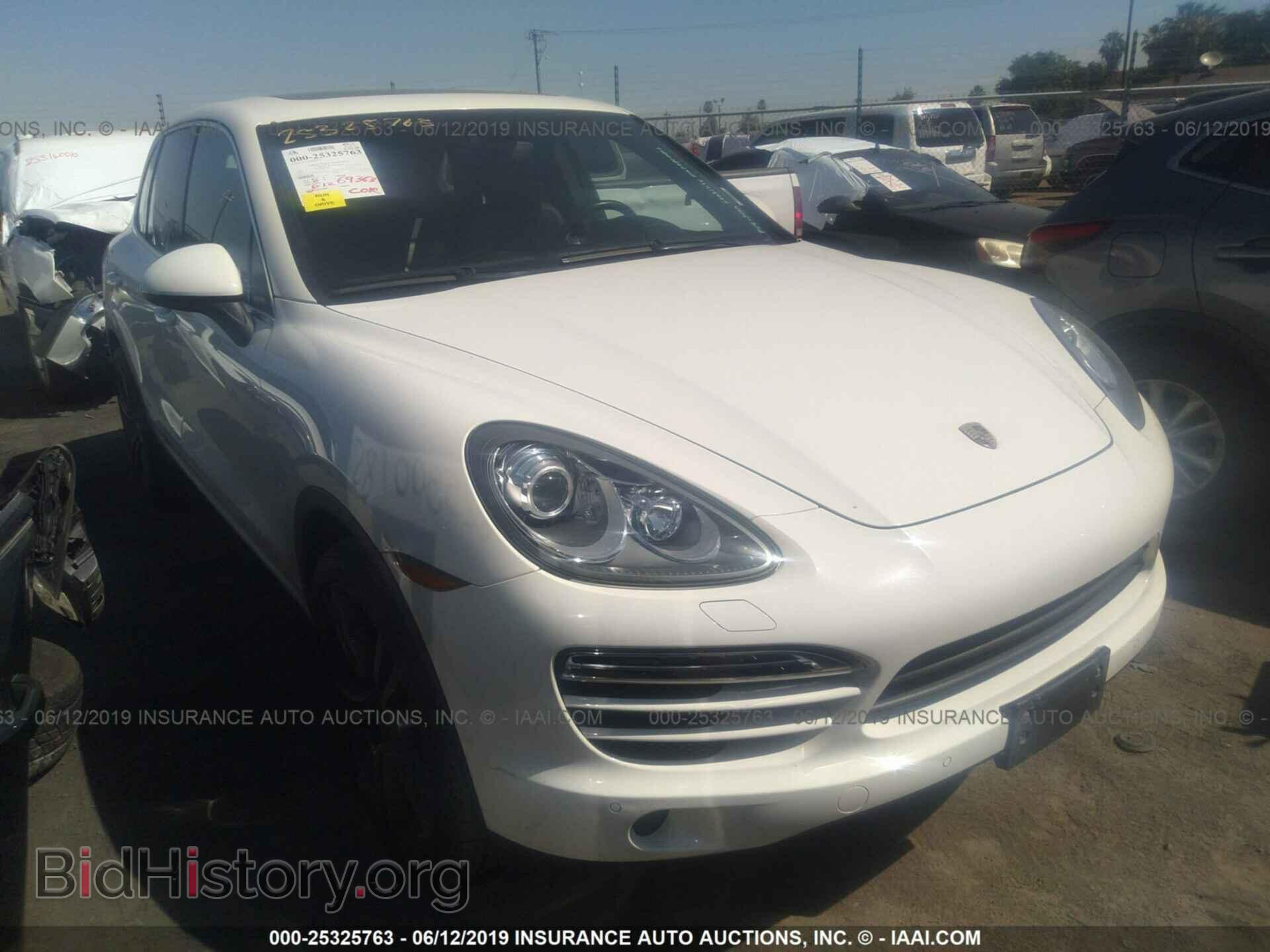 Фотография WP1AA2A23CLA03635 - PORSCHE CAYENNE 2012