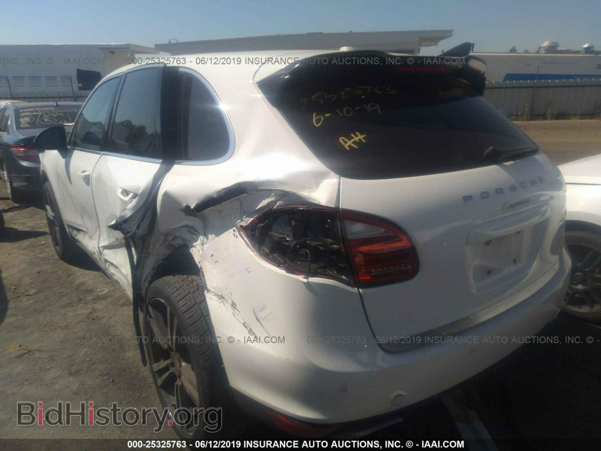 2012 PORSCHE CAYENNE - VIN: WP1AA2A23CLA03635 - Фото 3