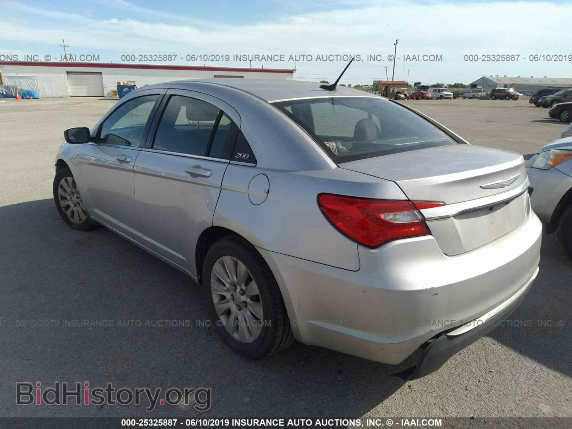 2012 CHRYSLER 200 - VIN: 1C3CCBAB0CN223375 - Фото 3