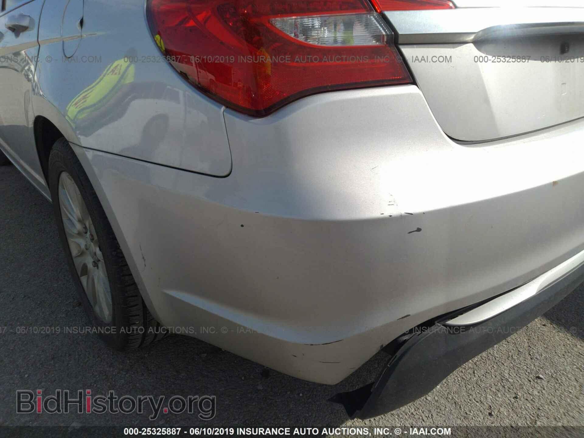 2012 CHRYSLER 200 - VIN: 1C3CCBAB0CN223375 - Фото 5