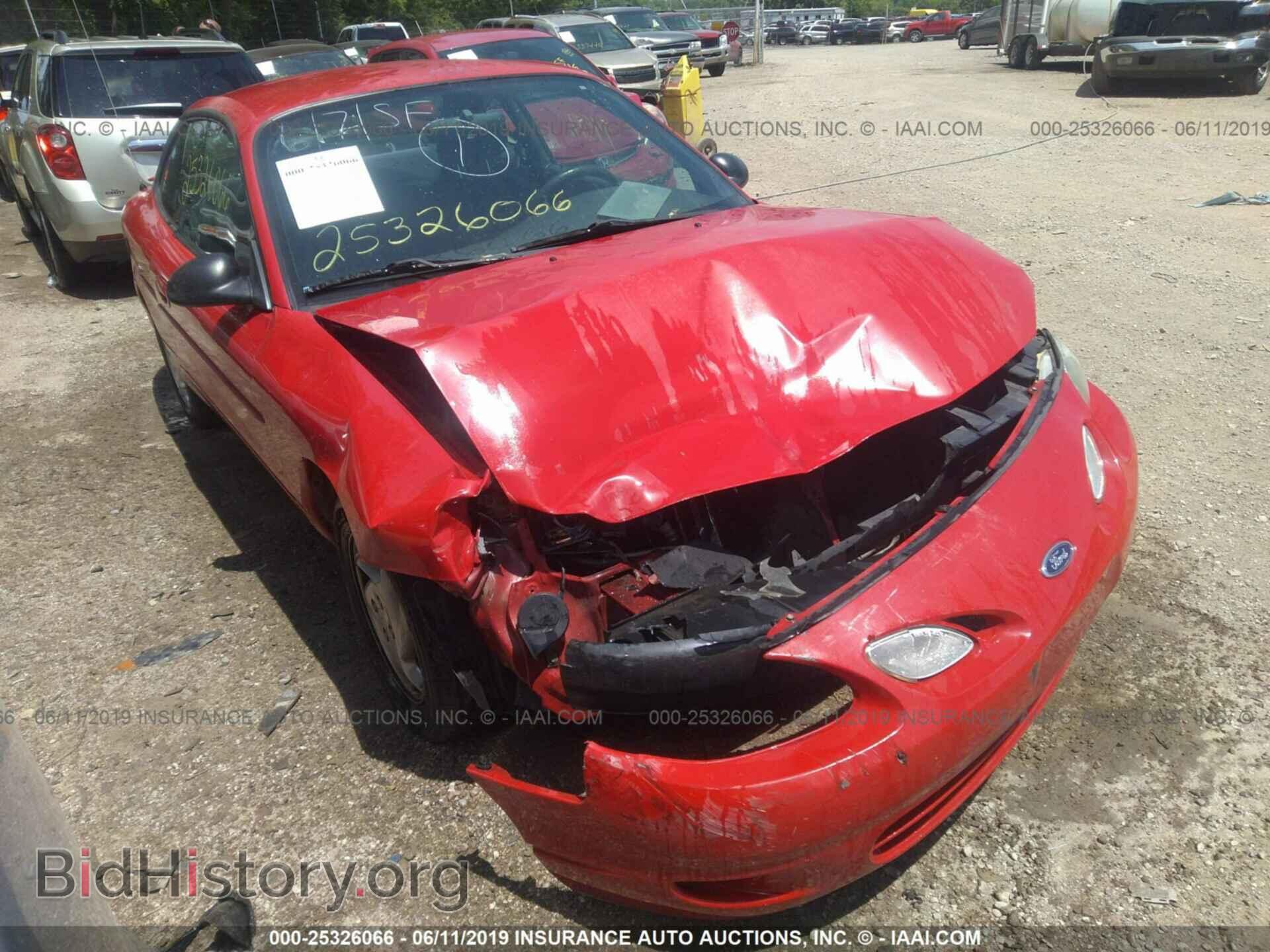 Photo 3FAKP1135YR108764 - FORD ESCORT 2000