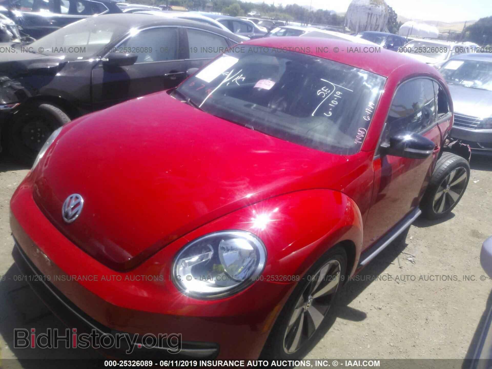 2012 VOLKSWAGEN BEETLE - VIN: 3VWVA7AT3CM608498 - Фото 2